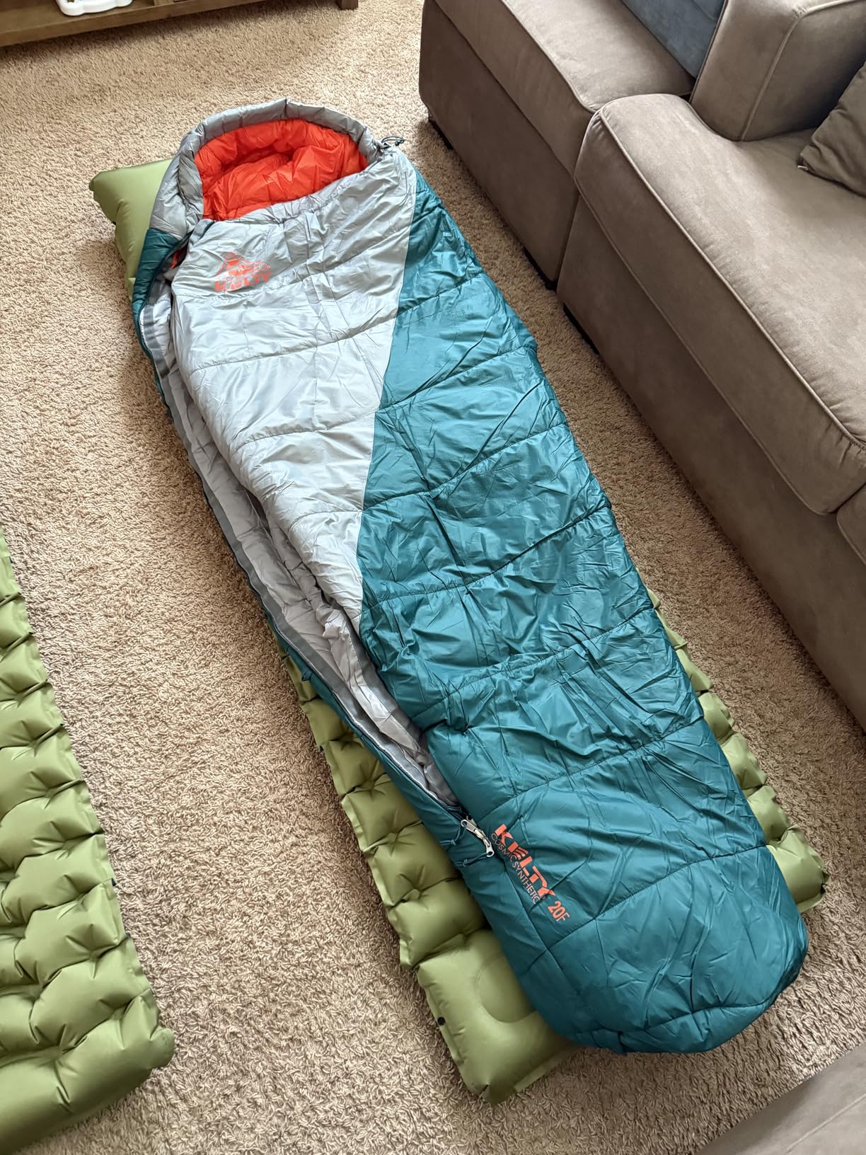 Kelty Cosmic Synthetic Fill 20 Degree Backpacking Sleeping Bag - Compression Straps, Stuff Sack Included customer photo 1
