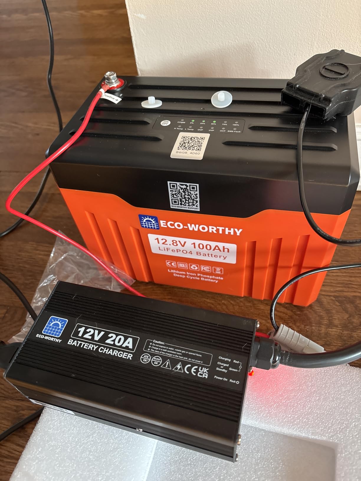 ECO-WORTHY 12V 100AH LiFePO4 Lithium Battery with SOC Display, Upgrade 2.0 with built-in Bluetooth, 100A BMS with Low-Temp Protection, Suitable for RV, Camping, Solar Off-Grid customer photo 2