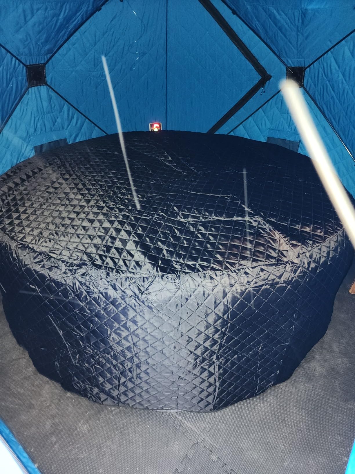 Tlswshsy 71'' x 27'' Insulated Inflatable Hot Tub Thermal Cover, Energy Efficient Hot Tub Cover with Handles and Straps, Portable Hot Tubs Spa Full Coverage for Keeping Warm and Dustproof (Blue) customer photo 2
