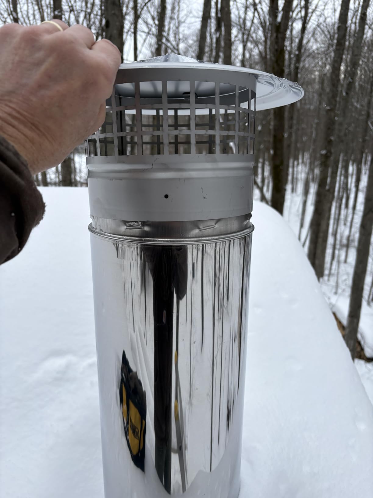 8 Inch Cone Top Chimney Cap with Screen, 8