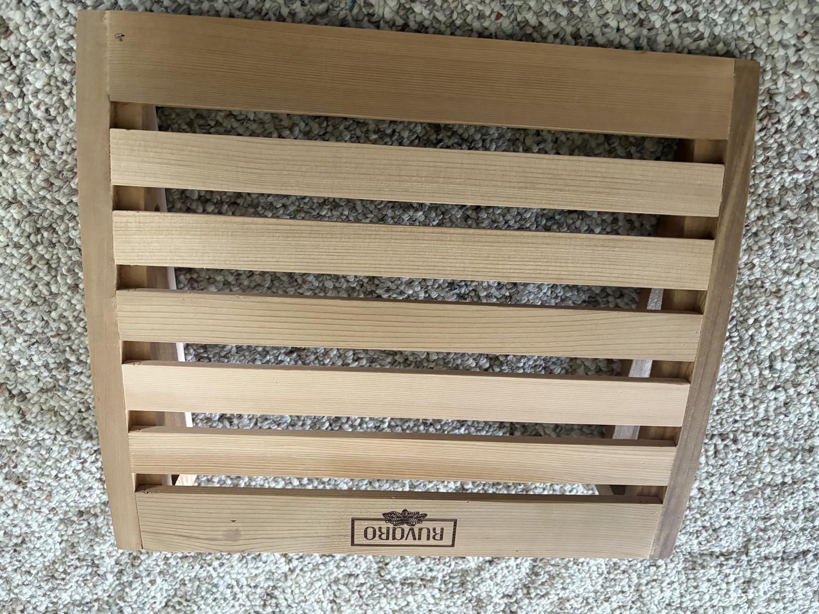 Sauna Headrest - Handcrafted from Canadian Red Cedar Wood - Premium Ergonomic Neck Support Pillow - Luxury Sauna Accessories customer photo 1