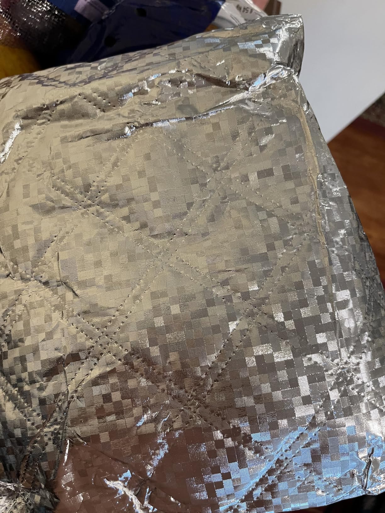 Ice Bath Tub Cover, 3 Layers Insulation and Silver UV Heat Reflective Cold Plunge Tub Cover with 2pcs Long Straps, Zip Up All Weather Protection, 36.5''D x 30.5''H customer photo 1