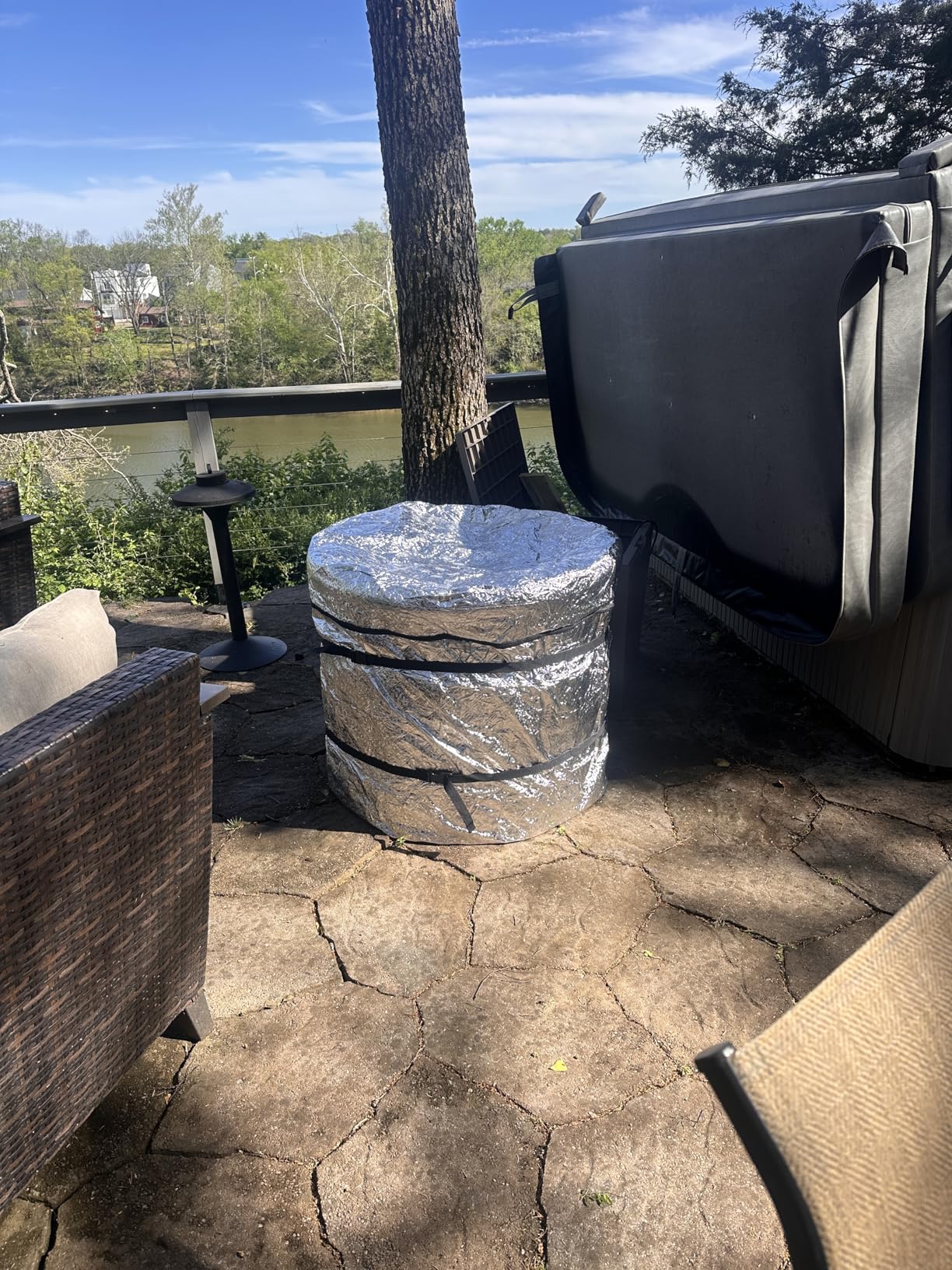 Ice Bath Tub Cover, 3 Layers Insulation and Silver UV Heat Reflective Cold Plunge Tub Cover with 2pcs Long Straps, Zip Up All Weather Protection, 36.5''D x 30.5''H customer photo 2