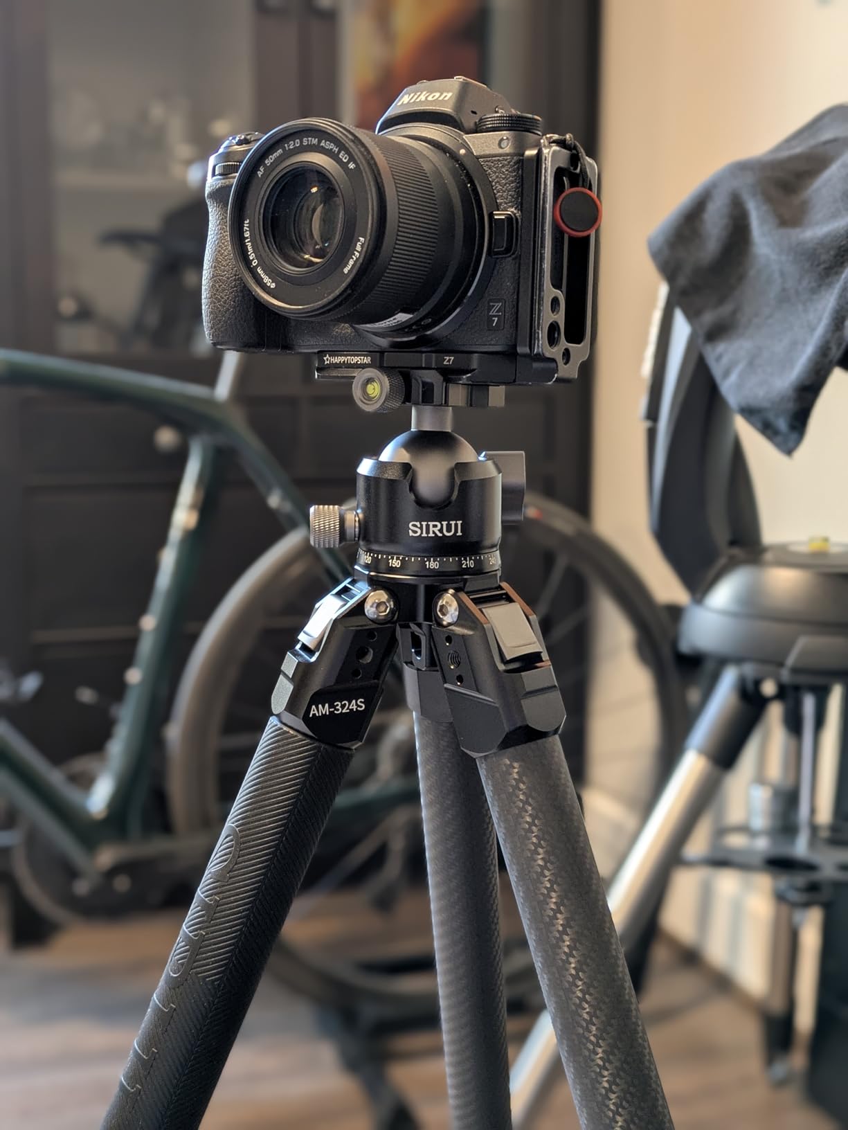 SIRUI Heavy-Duty Carbon Fiber Tripod customer photo 2