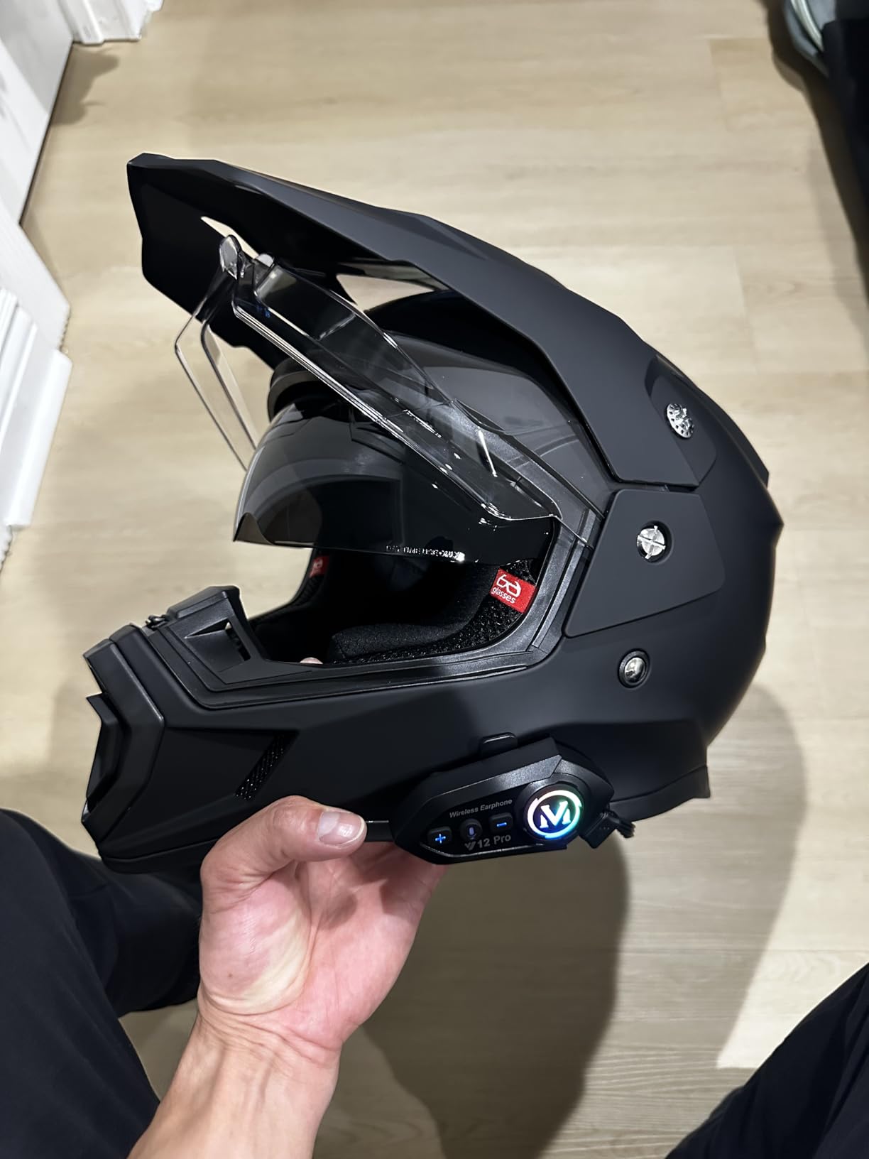 Motorcycle Helmet Bluetooth Headset 2 Way Intercom 550 Yards, HIFI Sound, Noise Cancellation, Music Share, 1000mAh, Helmet Speakers Headphones FM, Easy to Connect/Use with Gloves, Waterproof, Voice Assistant customer photo 1