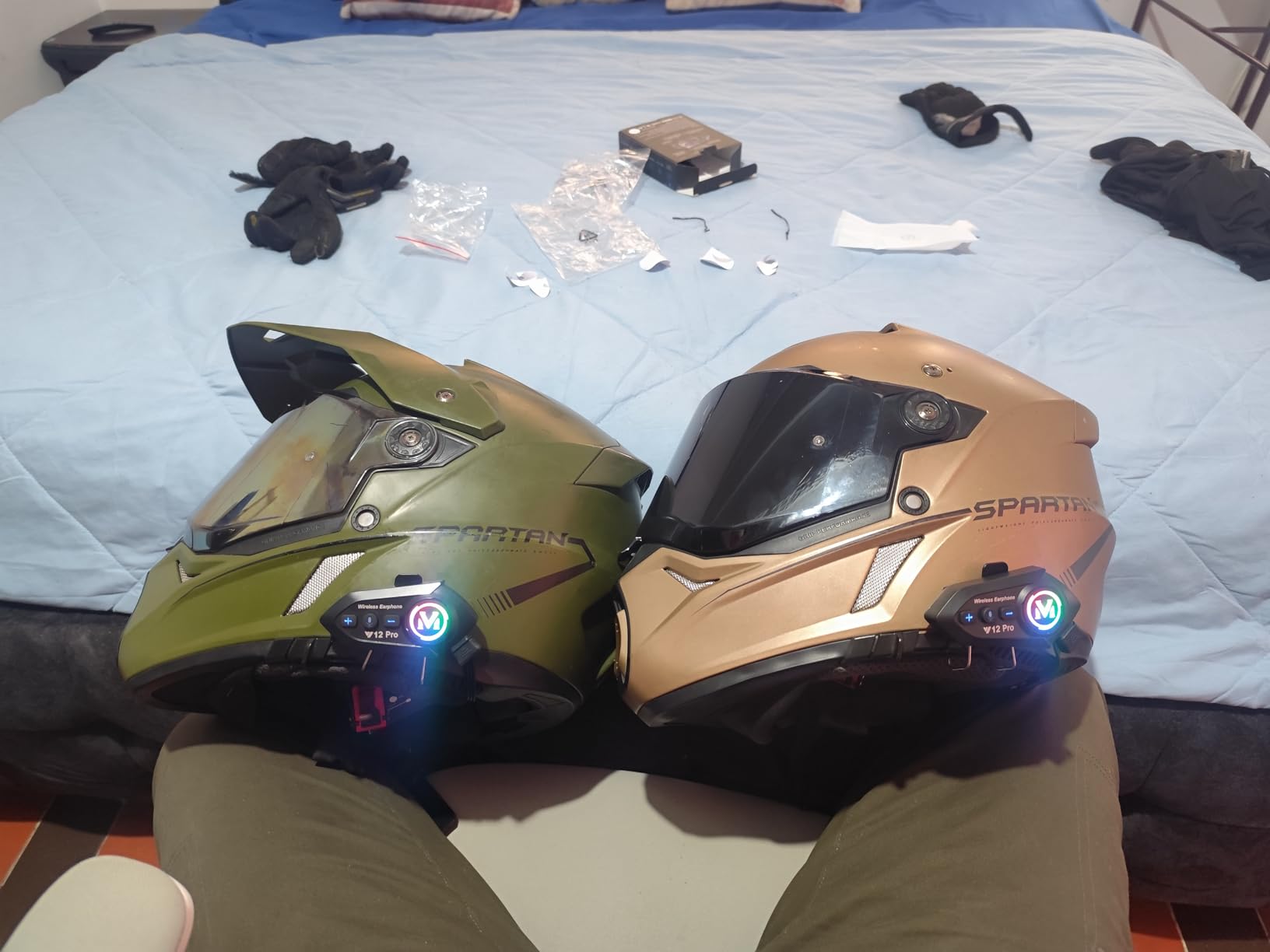 Motorcycle Helmet Bluetooth Headset 2 Way Intercom 550 Yards, HIFI Sound, Noise Cancellation, Music Share, 1000mAh, Helmet Speakers Headphones FM, Easy to Connect/Use with Gloves, Waterproof, Voice Assistant customer photo 2