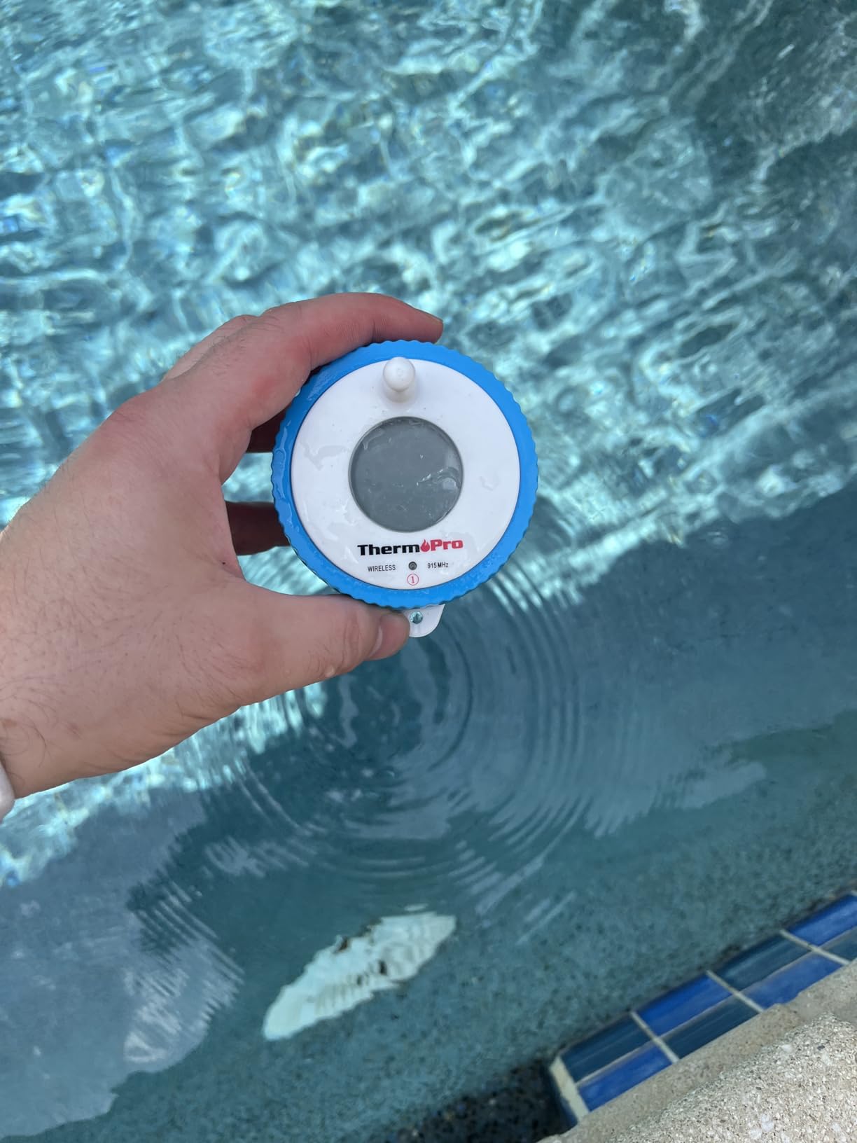 TempPro Waterproof Wireless Pool Thermometer Easy Read, Digital Pool Thermometer Floating for Swimming Pool, Hot Tub, Cold Plunge, Pond, Upgraded IPX8 Water Temperature Monitor (Previously ThermoPro) customer photo 2