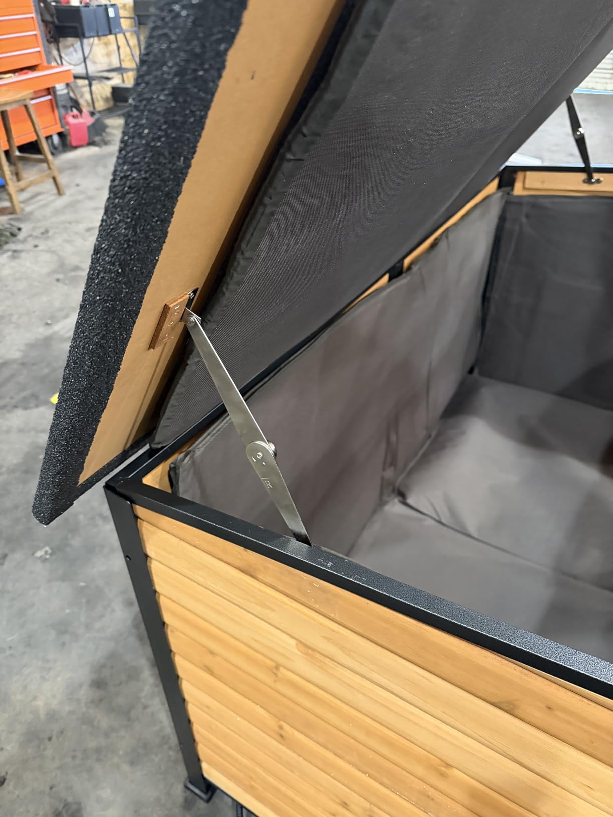 Aivituvin Dog House Outdoor Heated Dog Kennel with Insulated Liner & Heater for Winter Strong Iron Frame Large Dog Cage for Small & Medium Dogs, 33.5