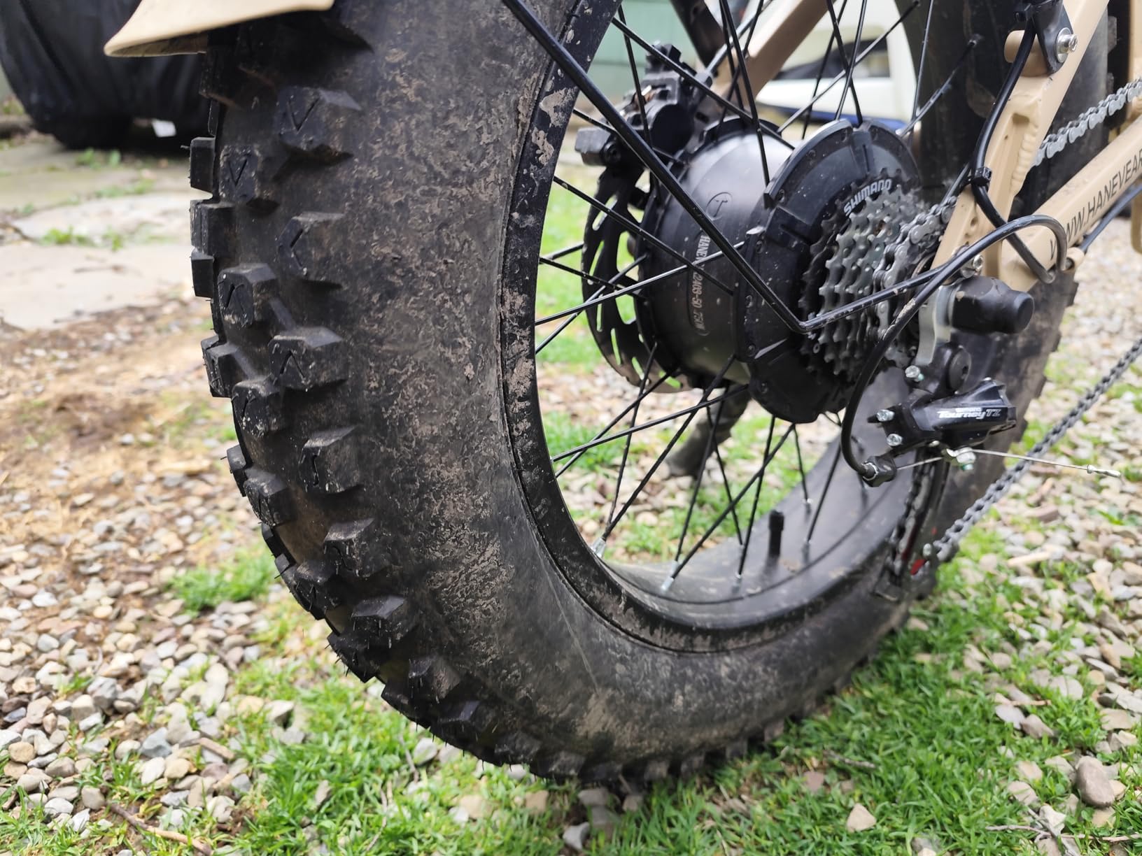 MOHEGIA Ebike Fat Tire: 20x4.0/26x4.0 Inch E-Bike Mountain Bicycle Tire Replacement, High-Performance and All-Terrain Folding Electric MTB Tire with Offroad or Trail Riding customer photo 2
