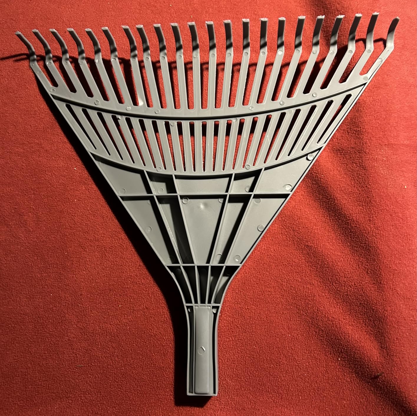 Superio Adult Rake Replacement Head, Durable Plastic Head to Sweep Leaves in Lawn and Tidying Up The Garden, Gray customer photo 2