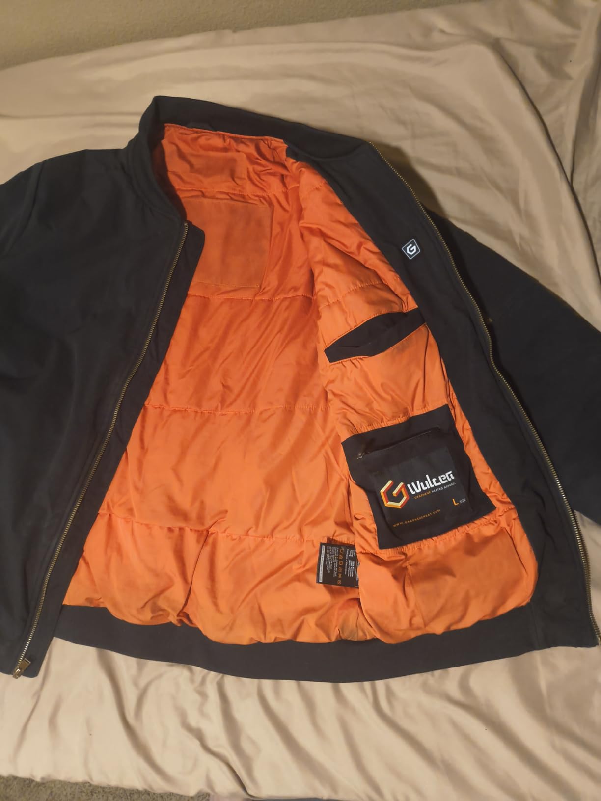 Wulcea Graphene Heated Jacket for Men 12V Fast Charge 18400mAh Large Capacity customer photo 1