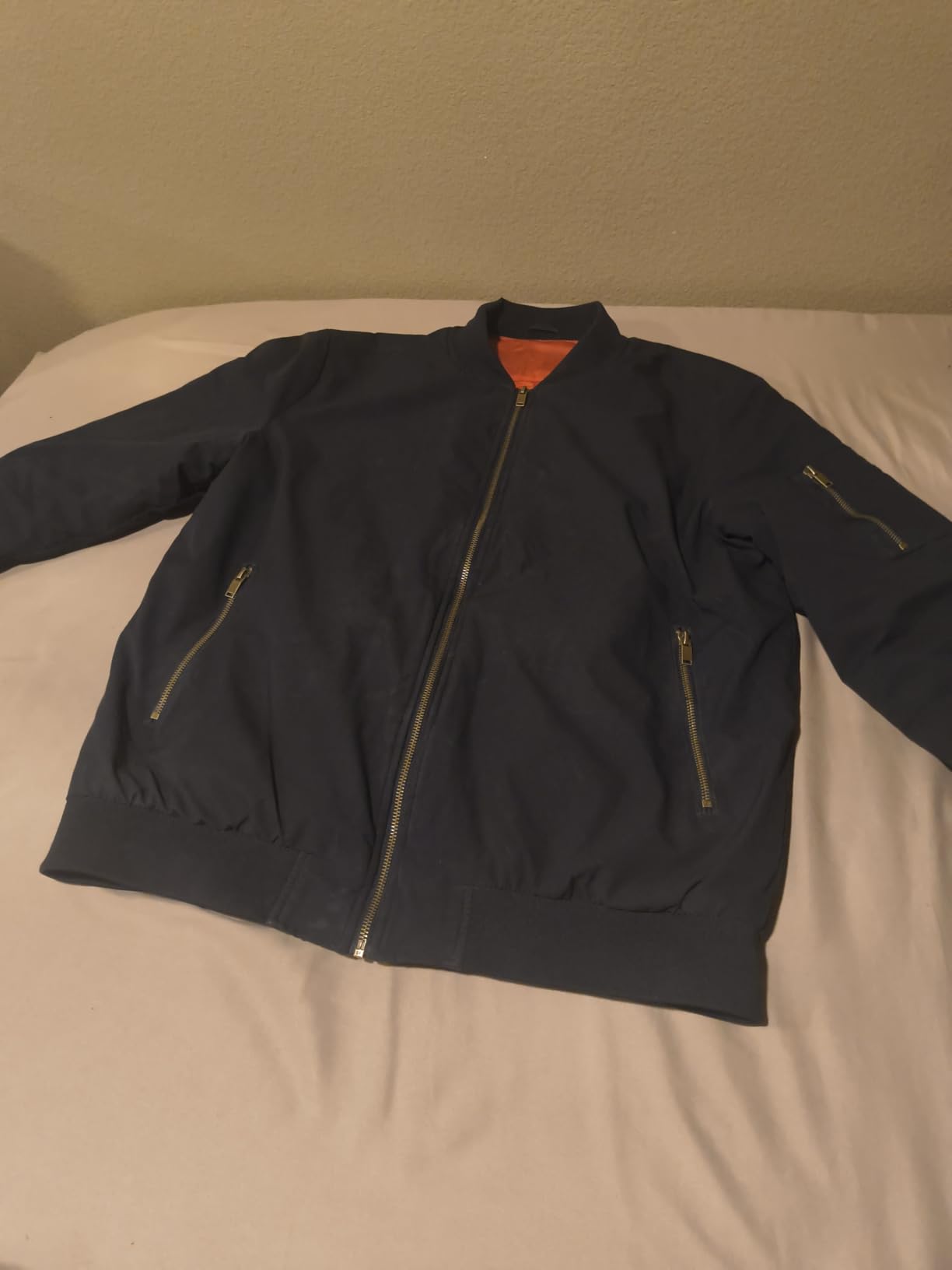 Wulcea Graphene Heated Jacket for Men 12V Fast Charge 18400mAh Large Capacity customer photo 2