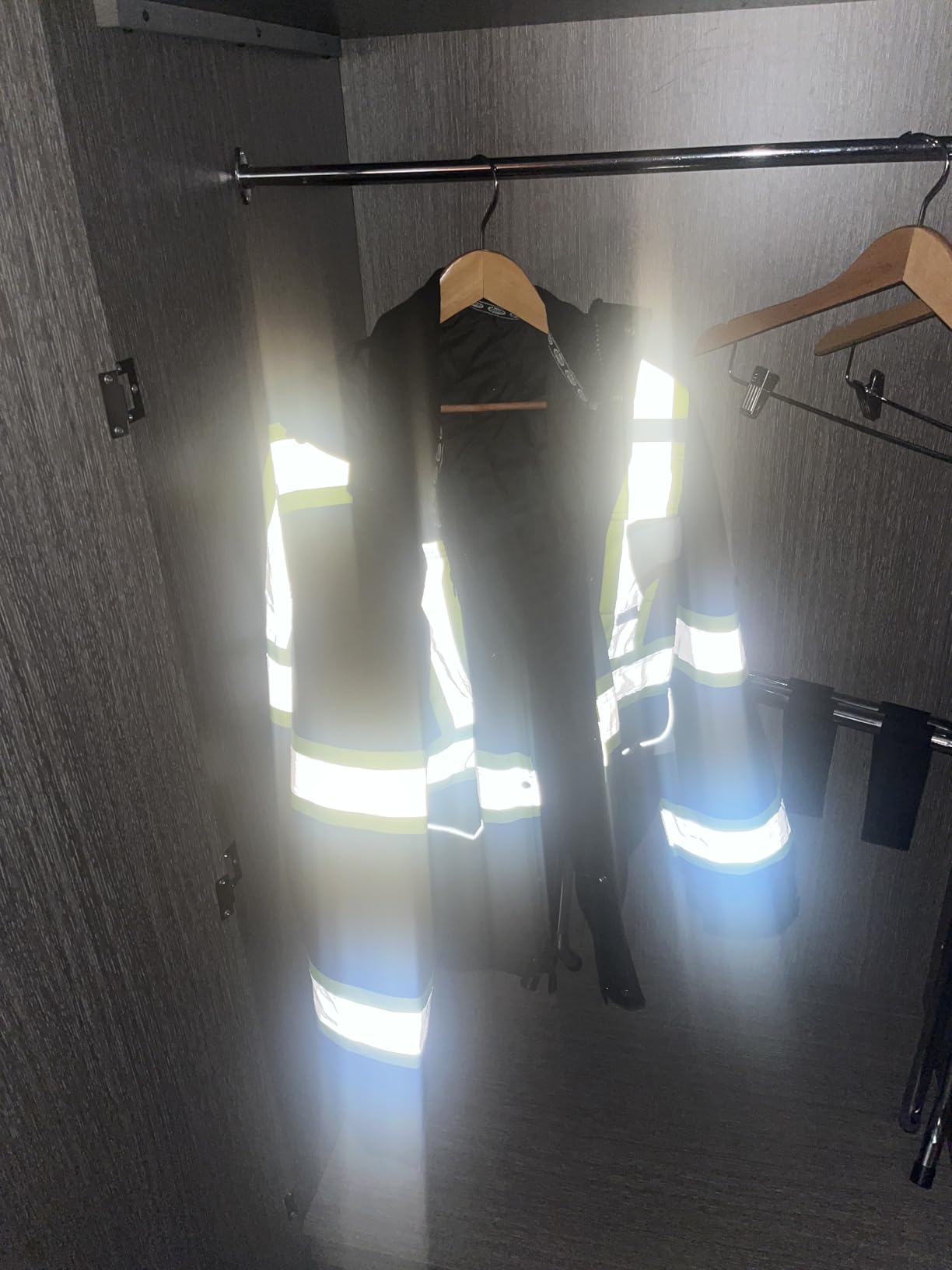 JKSafety Heated Safety Jacket for Men Women Hi Vis Construction Work Jacket for Winter | Cold Weather PPE | ANSI Compliant (118A-Black M) customer photo 1