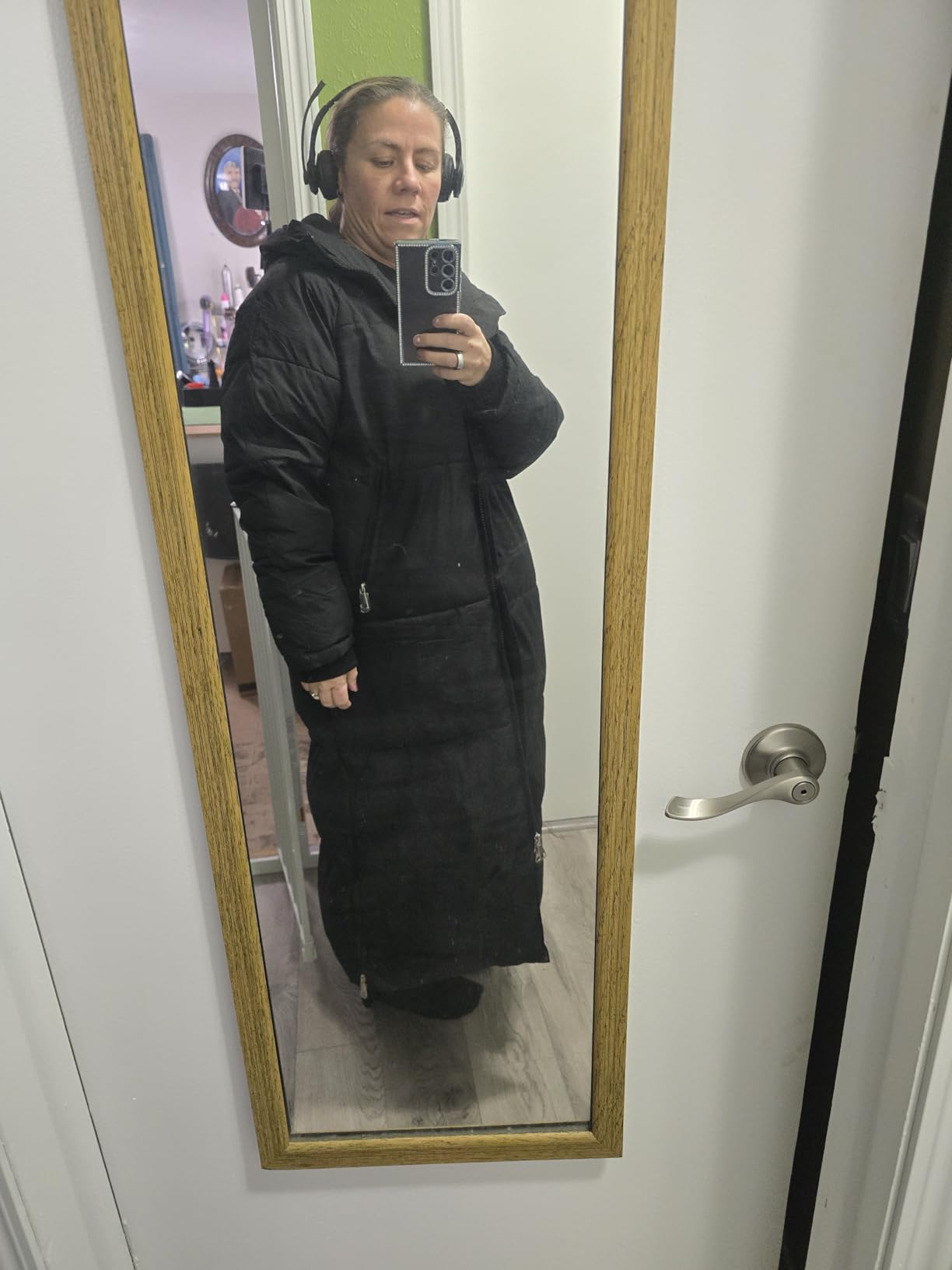 Jyanl Womens Long Winter Puffer Coat Quilted Jackets Warm Loose Hooded Coat Maxi Length Parka Thick Outerwear Side Zip Slit customer photo 2