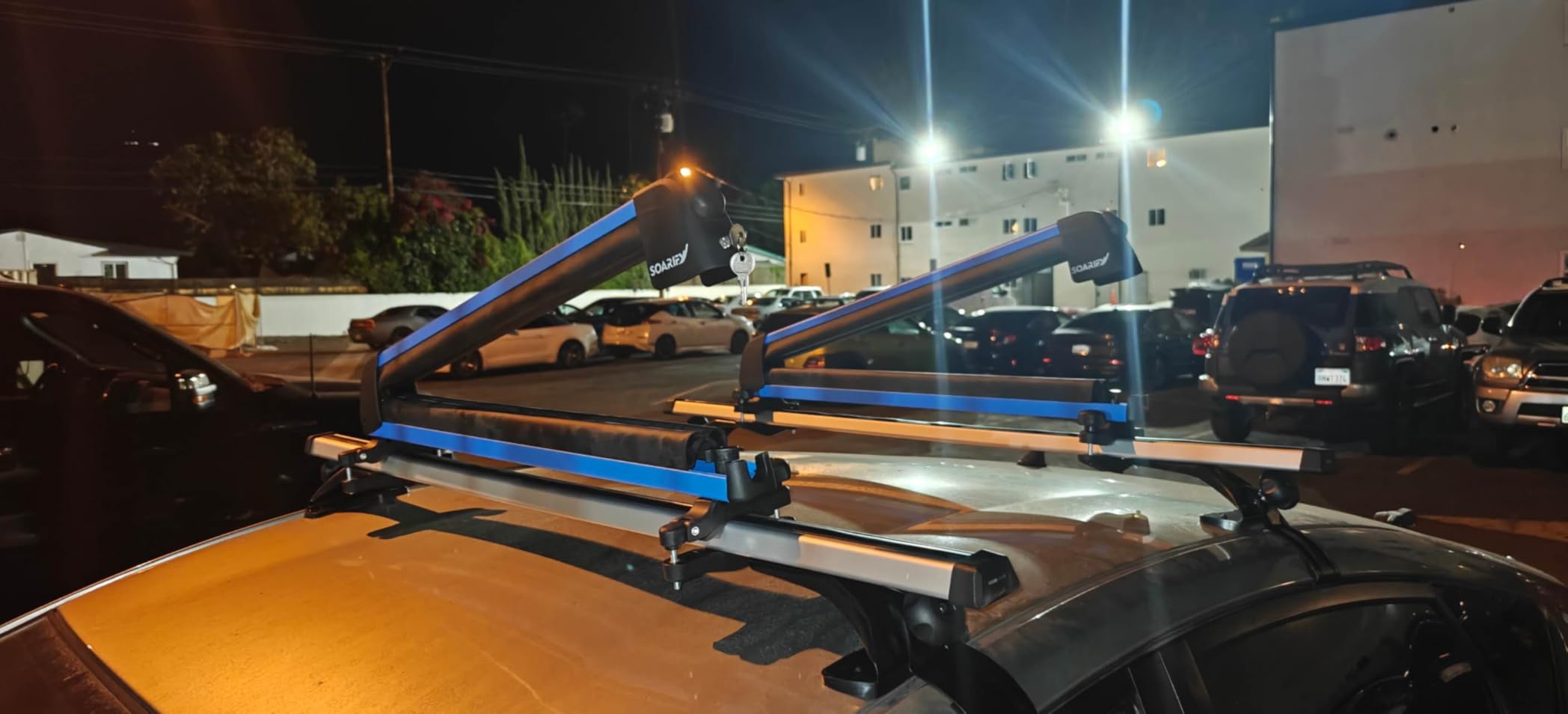 Multi-Purpose Aluminum Blue Ski Rack with Ski Strap Carrier, Roof Holder Carrier for Skis, Snowboards, Fishing Rods, Paddles, Skateboards, Wakeboard, Universal Mounting, Locking, Heavy Duty customer photo 2