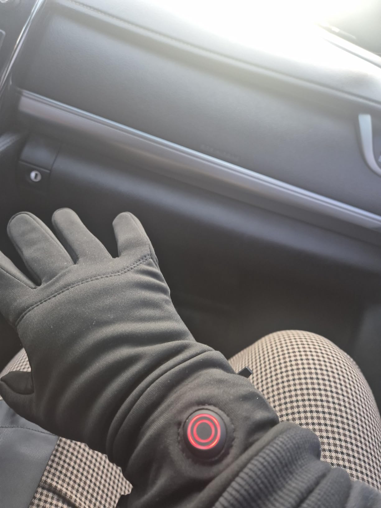 Heated Gloves Liners for Men Women Rechargeable Electric Gloves 7.4V 2200mAh Thin Heated Running Gloves Hiking Photography Heated Driving Gloves customer photo 1