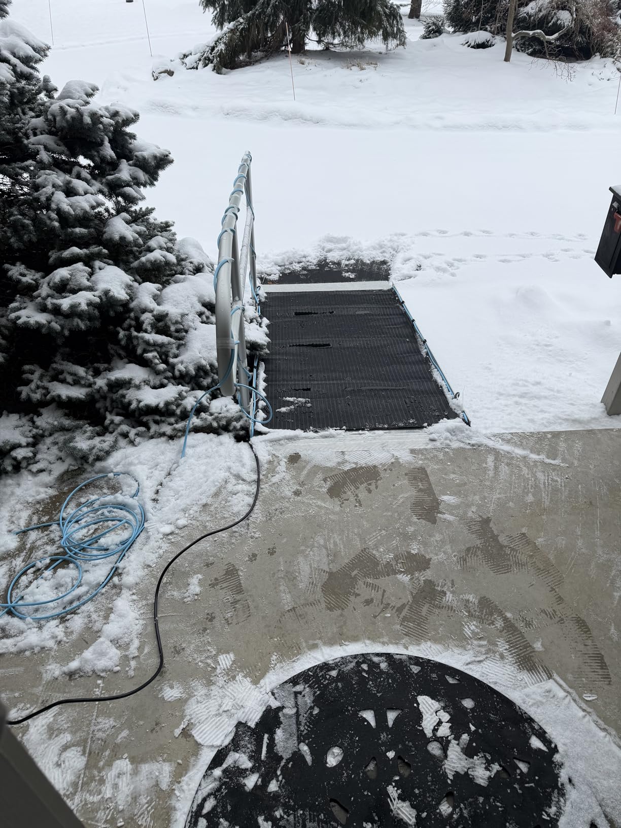 Snow Melting Mats Outdoor 20 x 60 inch, Non-Slip Heated Outdoor Mats 338W 120V, Heated Driveway Mats with UL and ETL Certificate Power Cord, Suitable for Most Entryways customer photo 2