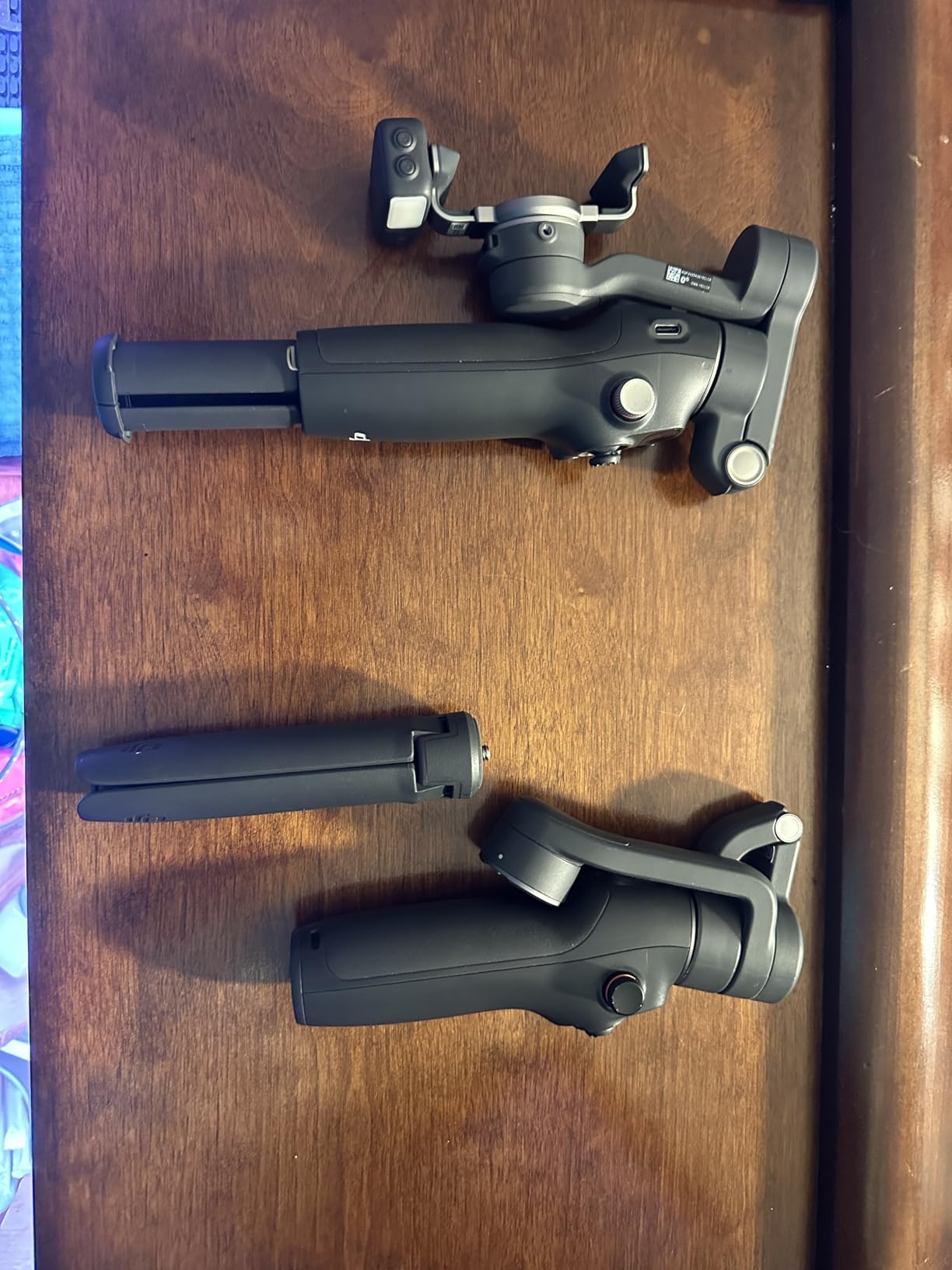 DJI Osmo Mobile 8 Advanced Tracking Combo Gimbal Stabilizer for Phone, AI Native Tracking with Audio & Lighting, 360 Degree Pan Rotation, Built-in Extension Rod & Tripod, 10h Battery, Extension Rod customer photo 2