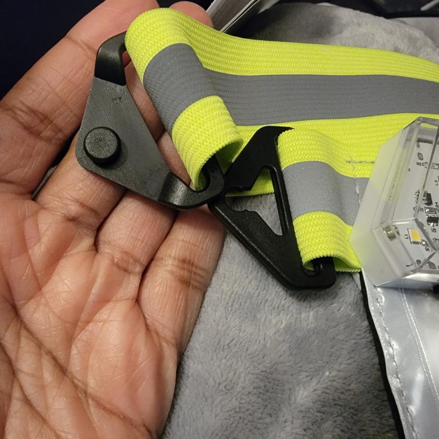 Zacro LED Reflective Vest with Chest Light 500LM, 5 RGB Colors High Visibility Rechargeable Light Up Running Vest IPX4 Night Safety Running Gear for Dog Walking, Cycling, Adjustable for Men Women Kids customer photo 1