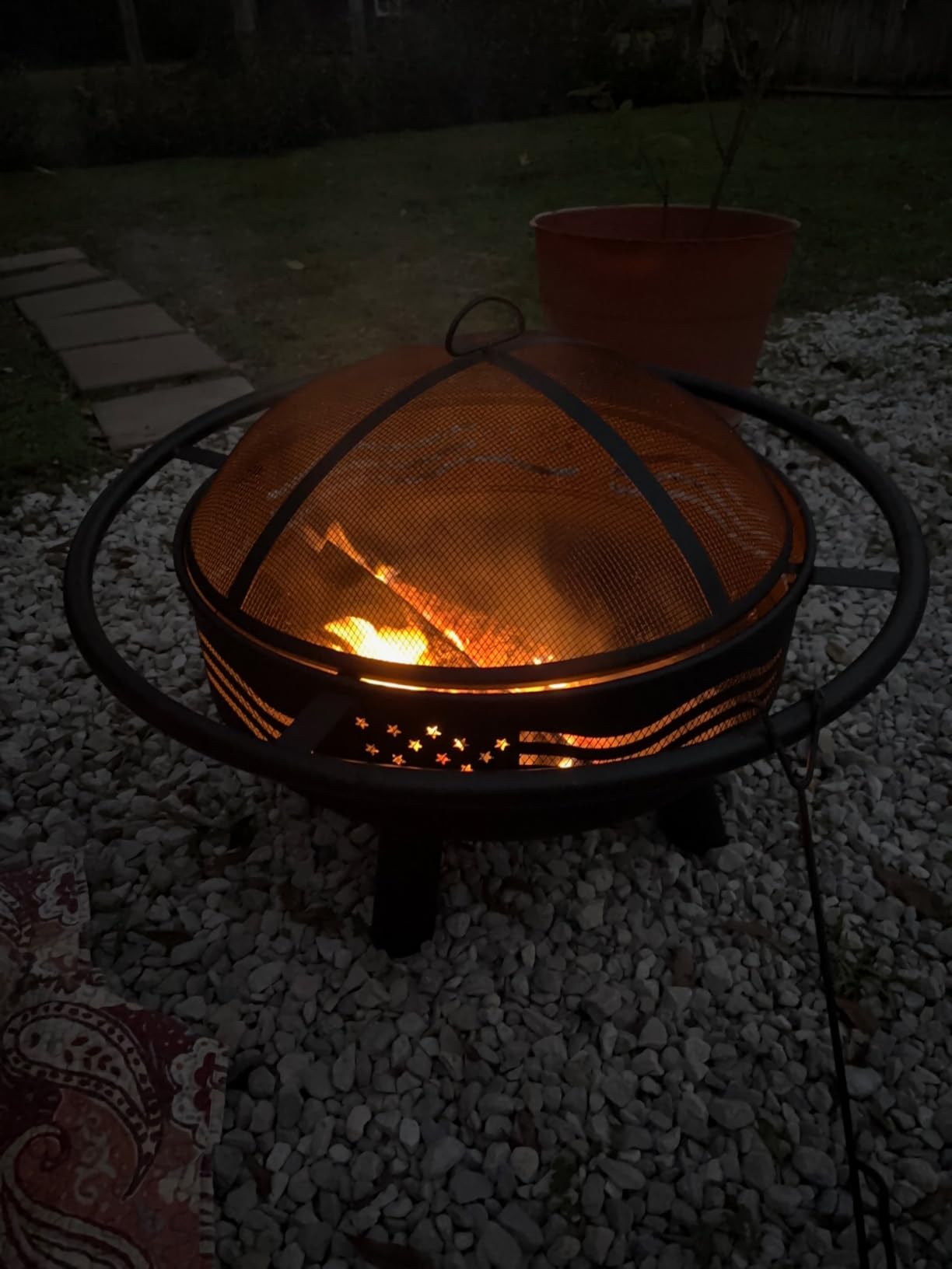 Breezz 32 Inch American Flag Fire Pit with Mesh Cover & Poker, Round Metal Wood Burning Outdoor Firepit for Patio, Garden, Backyard, Bonfire, Ideal for 4th of July, Memorial Day, Christmas customer photo 2
