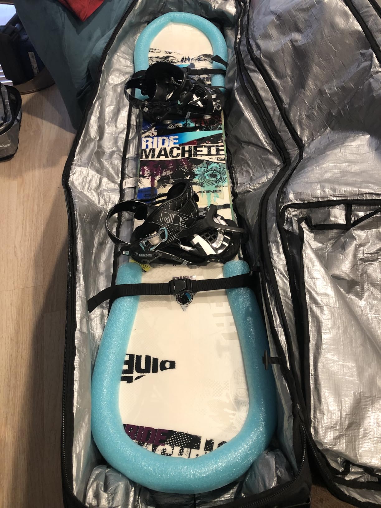 Dakine Low Roller Snowboard Bag customer photo 2