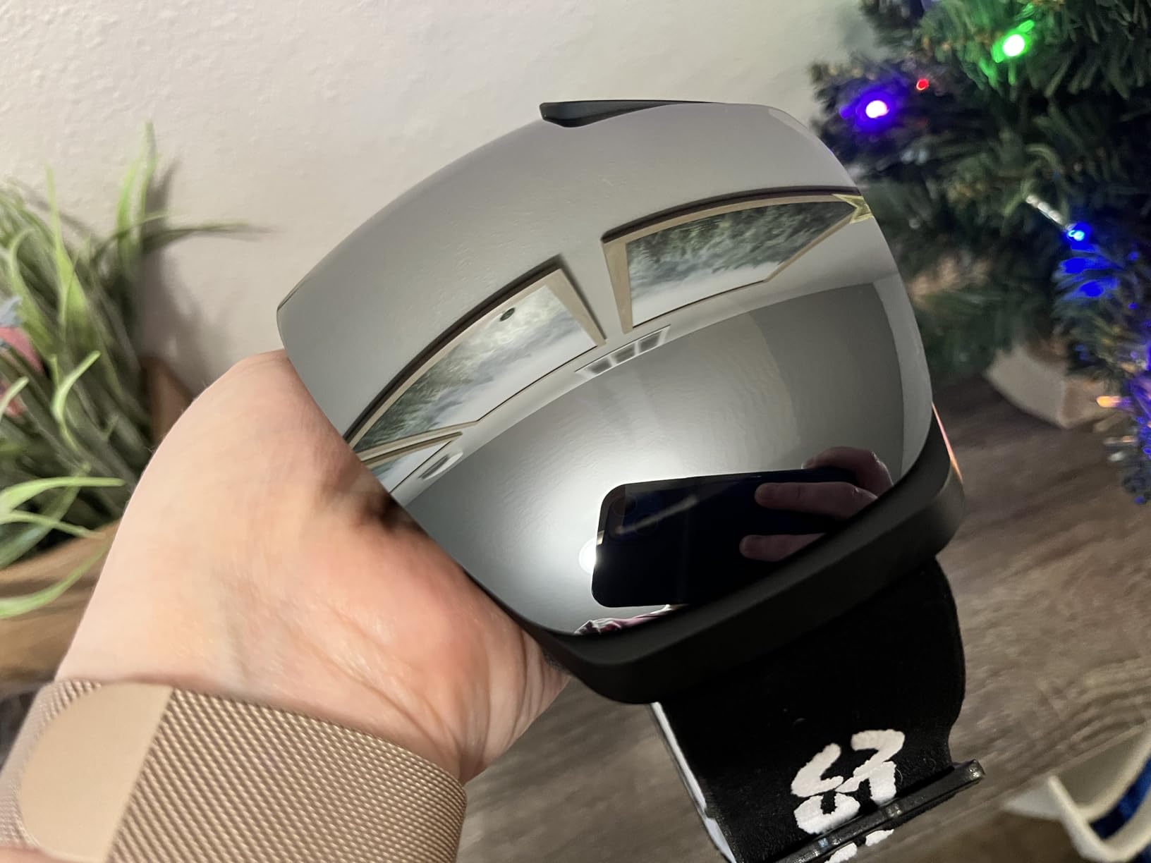 suoso Ski Goggles Frameless for Men: Women Magnetic Lens UV400 Protection OTG Anti-Fog Snowboard Goggles customer photo 2