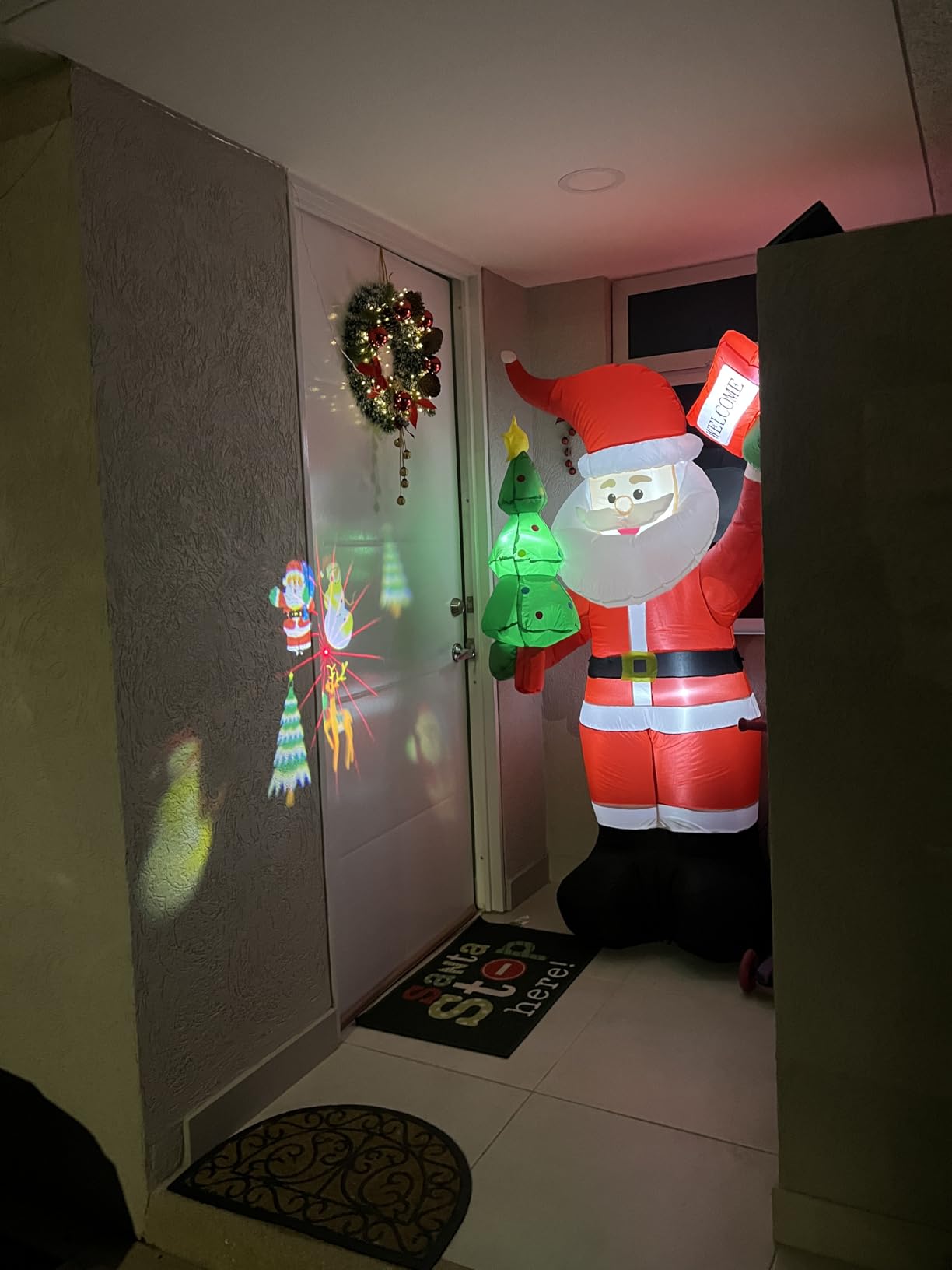 caipev 6FT Santa Claus Inflatable with LEDs customer photo 1