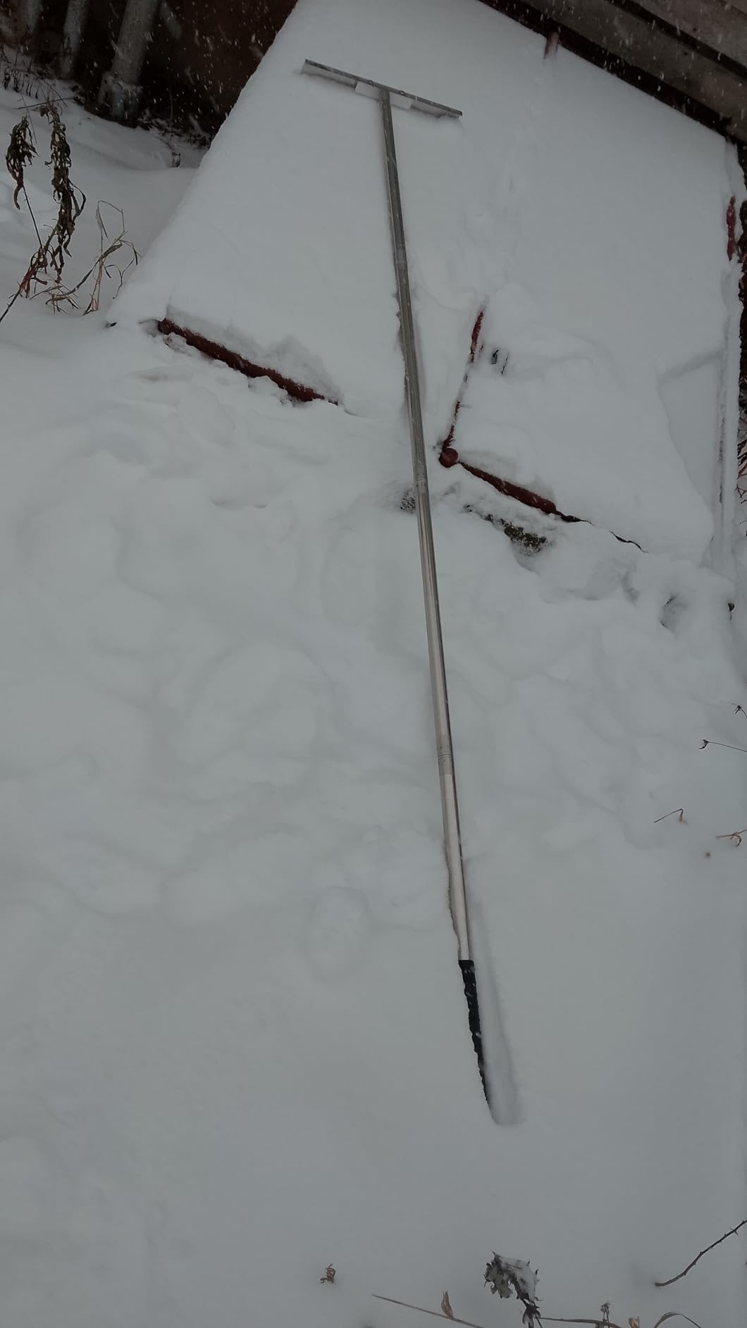 Stainless Steel Roof Rake: 2-16.5 FT Extendable, All-Stainless Construction (Head & Pole), Heavy-Duty & Durable, Anti-Slip Grip customer photo 2