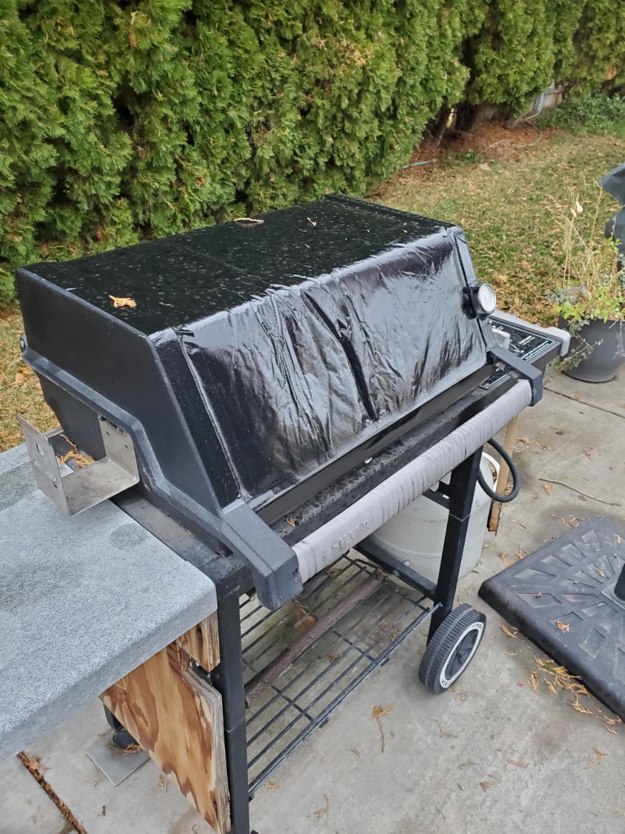 PWABOSE Thermal Blanket for Grill, 35x40 Inch Heavy-Duty Smoker Grill Insulation Cover for Winter Cooking, Pellet Grill Heat Shield for Traeger Stoves, Cuttable DIY Insulated Blanket customer photo 2