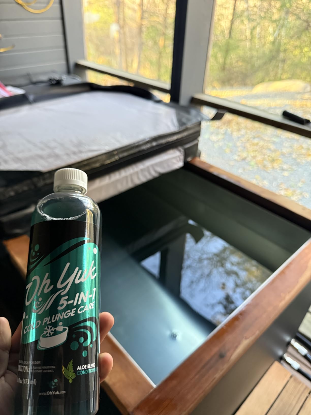 Oh Yuk 5-in-1 Cold Plunge Water Treatment - Cleaner, Clarifier, Conditioner, Combats Odors, Deodorizes - Premium Cold Tub & Ice Bath Care - Works with All Cold Plunges with Filter Systems - 32 Uses customer photo 1