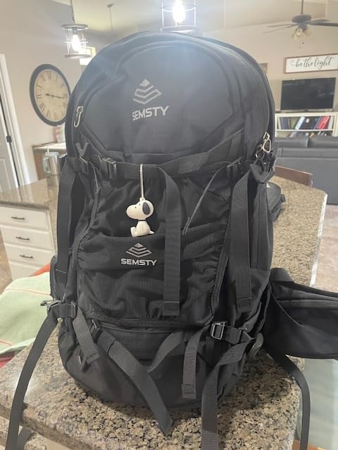 Ski and Snowboard Hydration Backpack with 2L Water Reservoir and Insulated Harness, 30L Hydration Pack for Skiing, Hiking customer photo 1