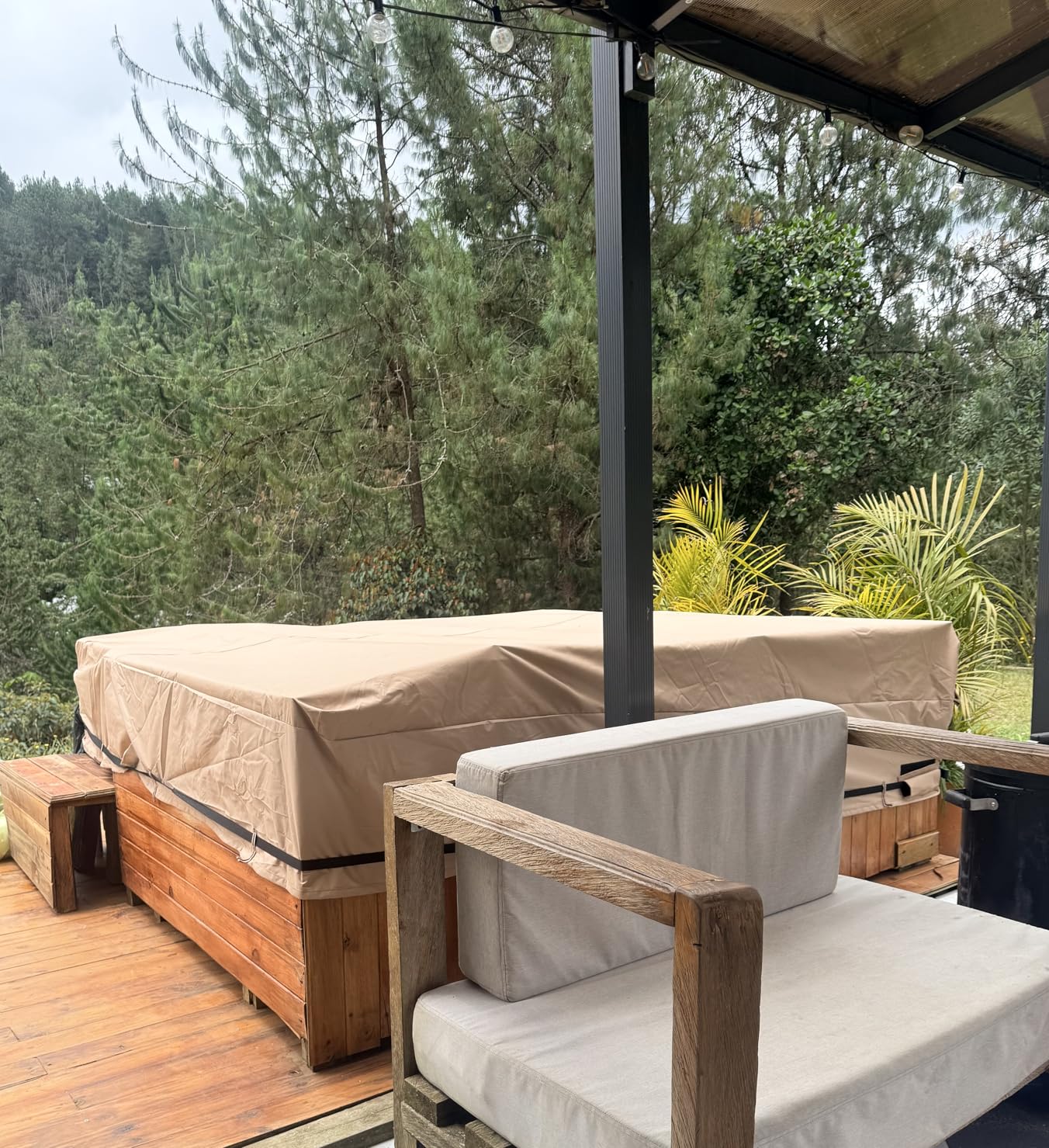 Qh.home IP65 Waterproof Hot Tub Cover, Wind & UV Resistant 600D Polyester 85x85 Spa Cover with Ratchet Strap System, Fits 84x84 Square SPA customer photo 1