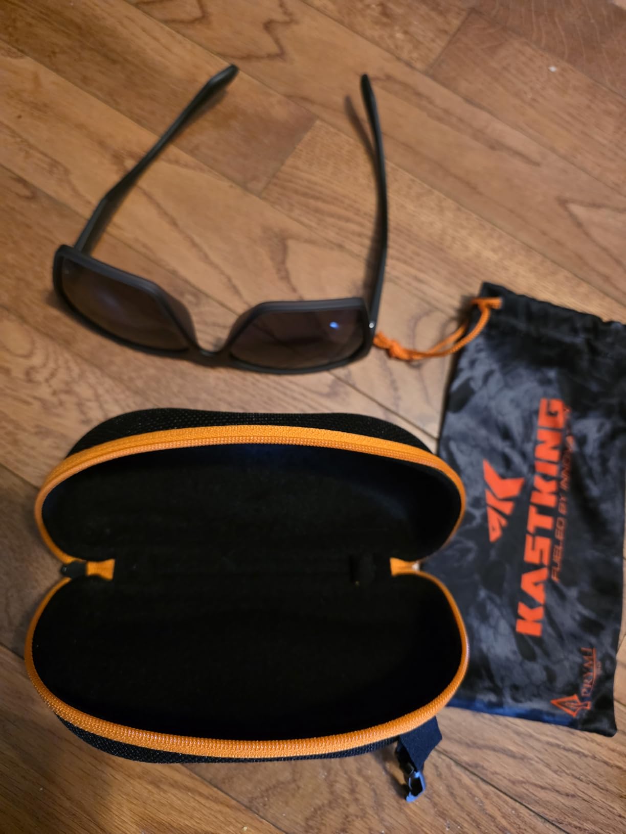 KastKing Beartrap Polarized Sports Fishing Sunglasses, With PuriVex Protective Lens Coating, Wayfarer Design, Men Women customer photo 1