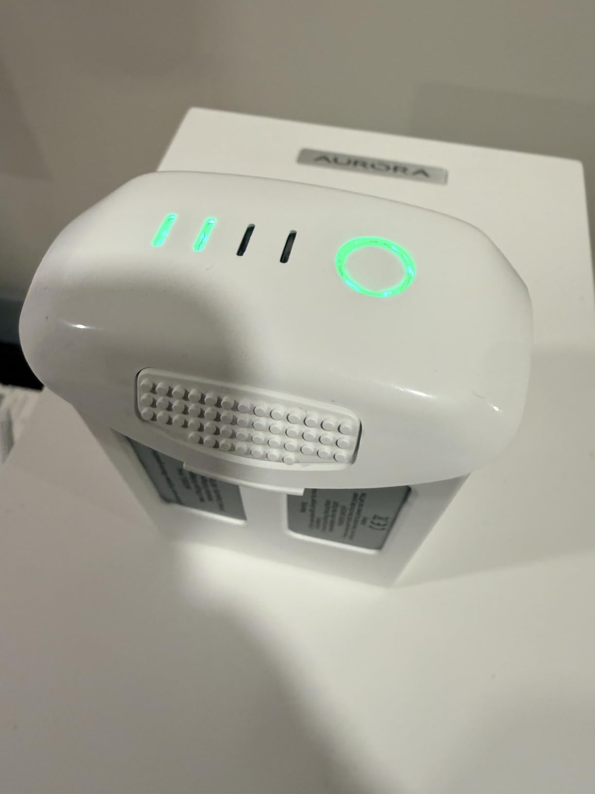 Phantom 4 High Capacity (15.2V 5870mAh) Intelligent Flight Battery, Max 30 Mins Flight Time, Compatible with Phantom 4/4 Pro/4 Pro V2.0/4 Advanced/4 PTK Series Drone customer photo 2