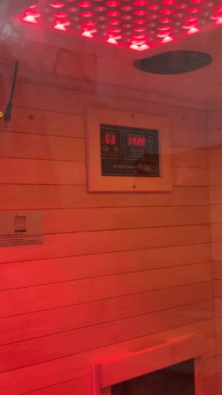 springspa Infrared Sauna for Home, 1 Person Home Sauna with Red Light Therapy, Canadian Hemlock Wooden Dry Saunas Room with Bluetooth Speakers, 1290W/120V, 15 Minutes Pre-Warm up, 31.5*30.32*67Inch customer photo 2
