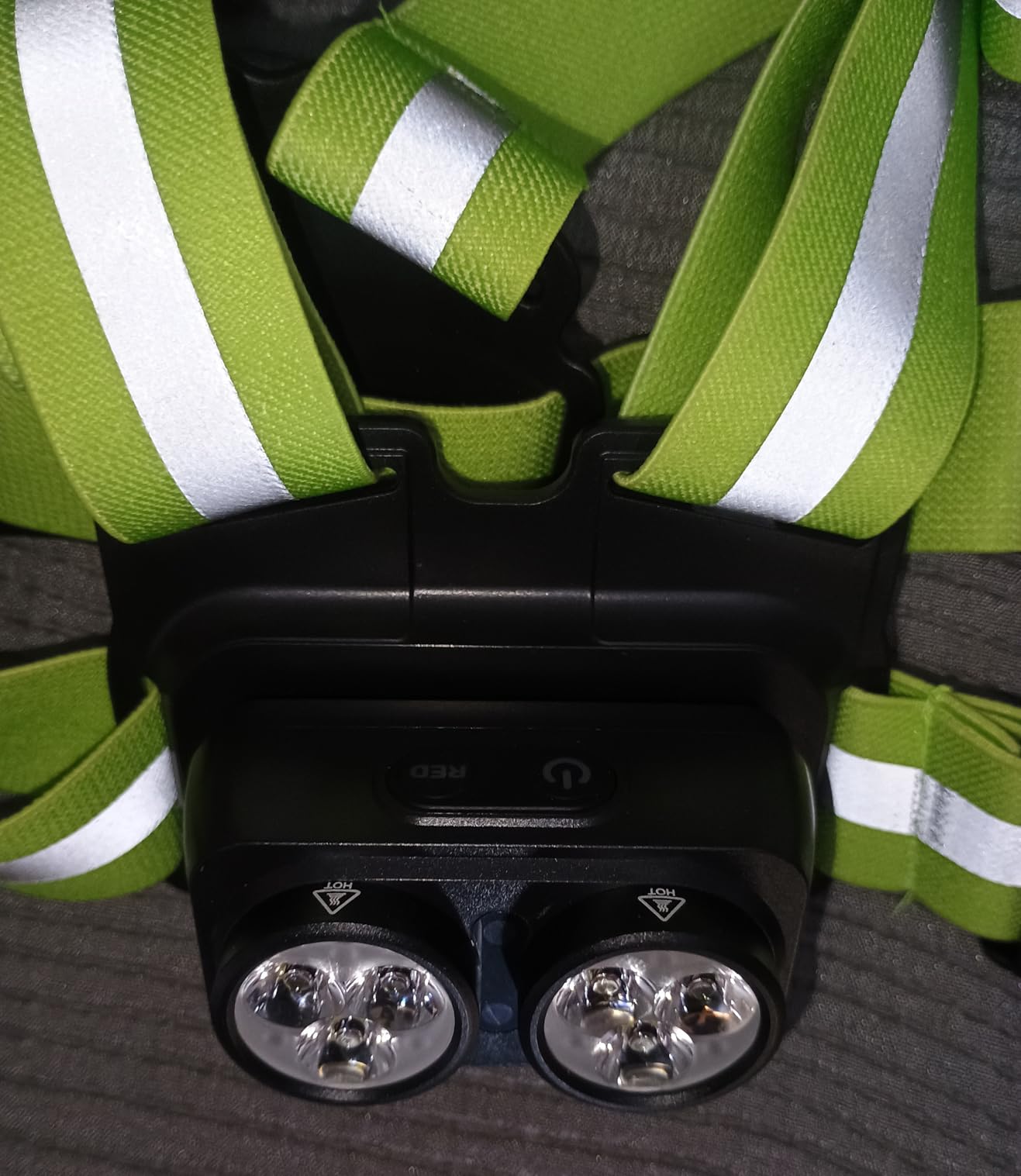 Viccux 800LM Ultra Bright & 7+2 Modes Running Lights for Runners with Rear Light, 45° Beam & 360° Reflective Vest, IPX4 Waterproof Reflective Running Vest for Night Walking/Jogging, 4-25Hrs Runtime customer photo 2