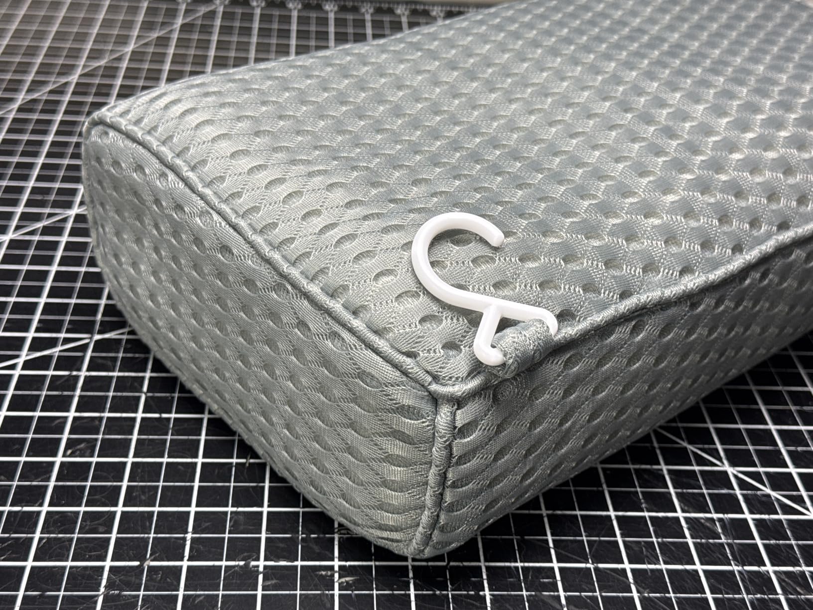 REEZEIVI Sauna Headrest Pillow, 4D Air Mesh Quick Drying and Washable Sauna Pillow Sauna Neck Rest Sauna Accessory, Grey customer photo 2