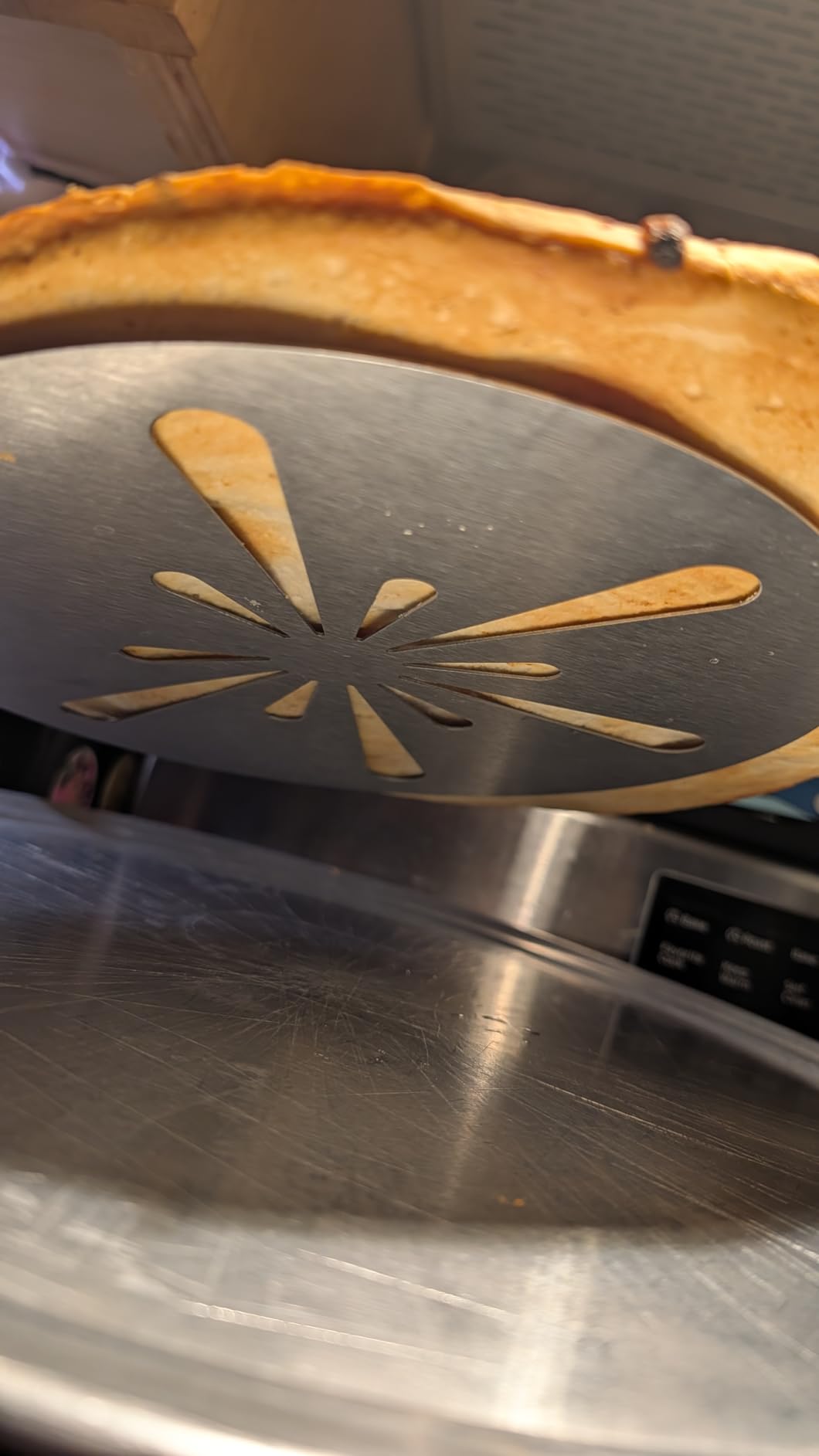 8 Inch Pizza Peel Turning, Joyfair Perforated Pizza Turner with Long Detachable Handle, Stainless Steel Spatula Paddle for Rotating Sliding, Metal Tools Oven Accessories, Easy Cleanup (SS Handle) customer photo 1