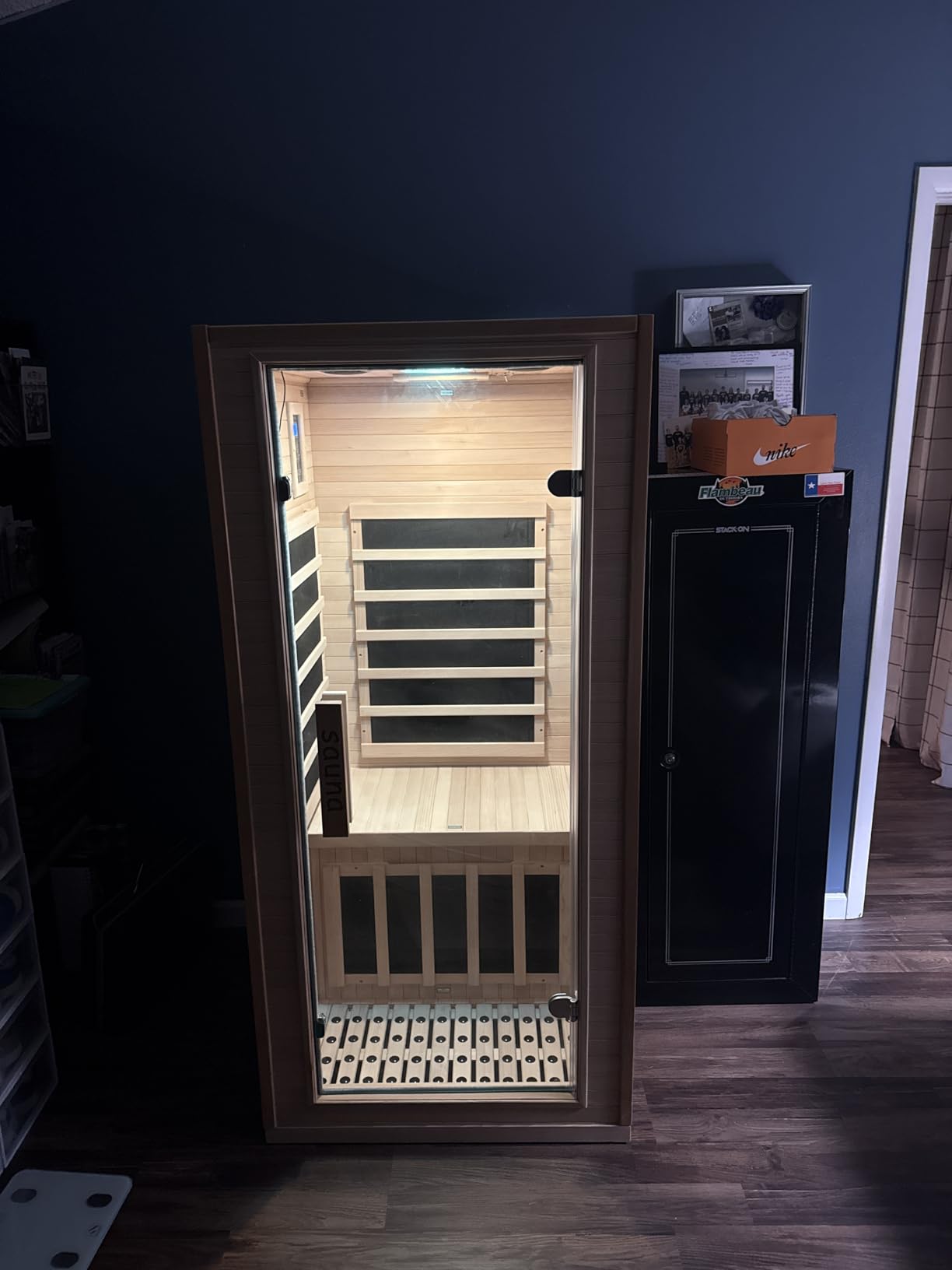 1 Person Low EMF Far Infrared Sauna, Natural Spruce Wood Compact Home Sauna, 1200W 110V, Bluetooth & Reading Light, 6mm Tempered Glass, Small Space Personal Sauna customer photo 2
