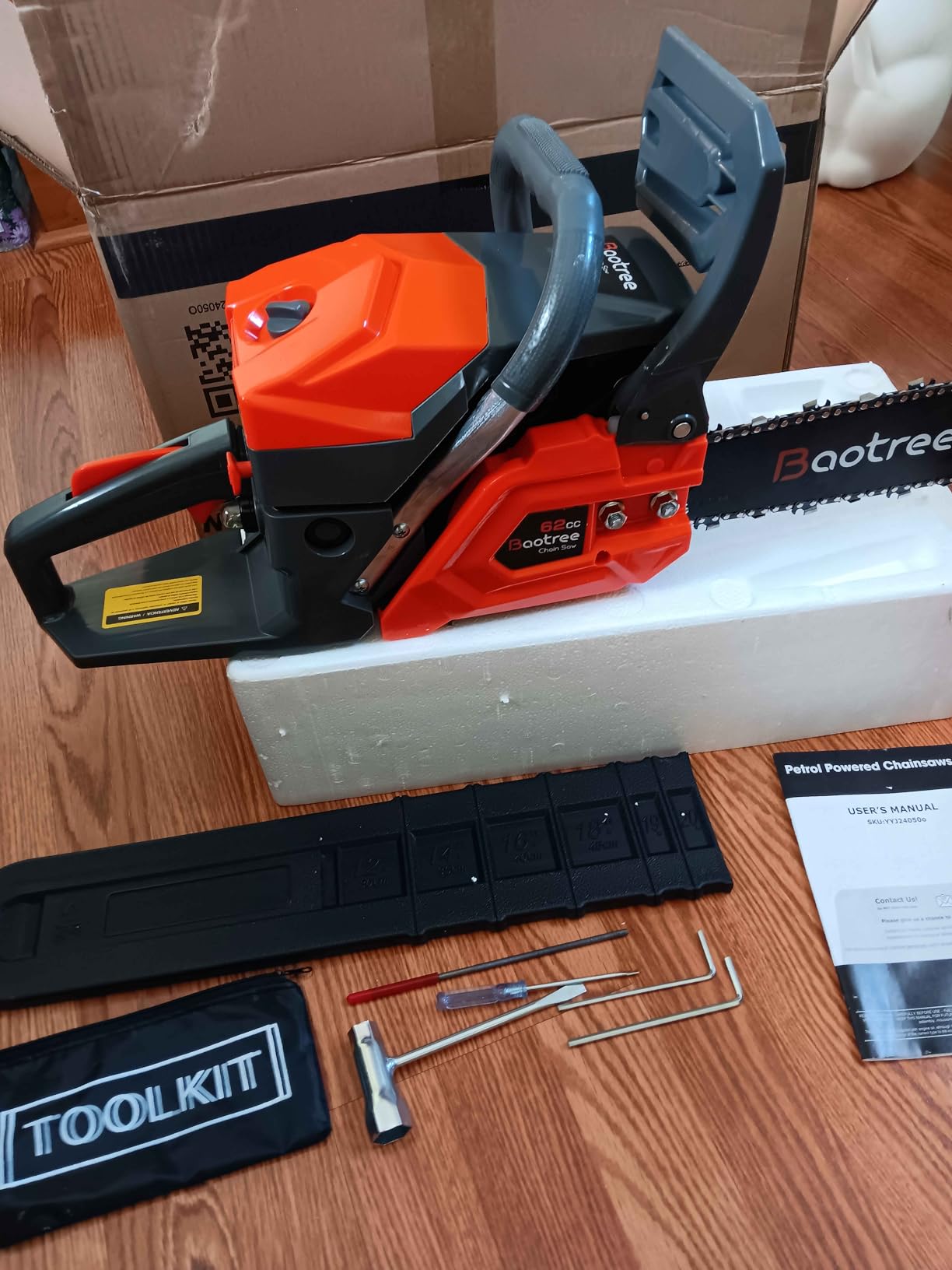 62cc Gas Chainsaw with 20 Inch Guide Bar, Professional Gasoline Chain Saw for Large Trees, Long Lasting Engine & Low Maintenance Design (Orange) customer photo 1