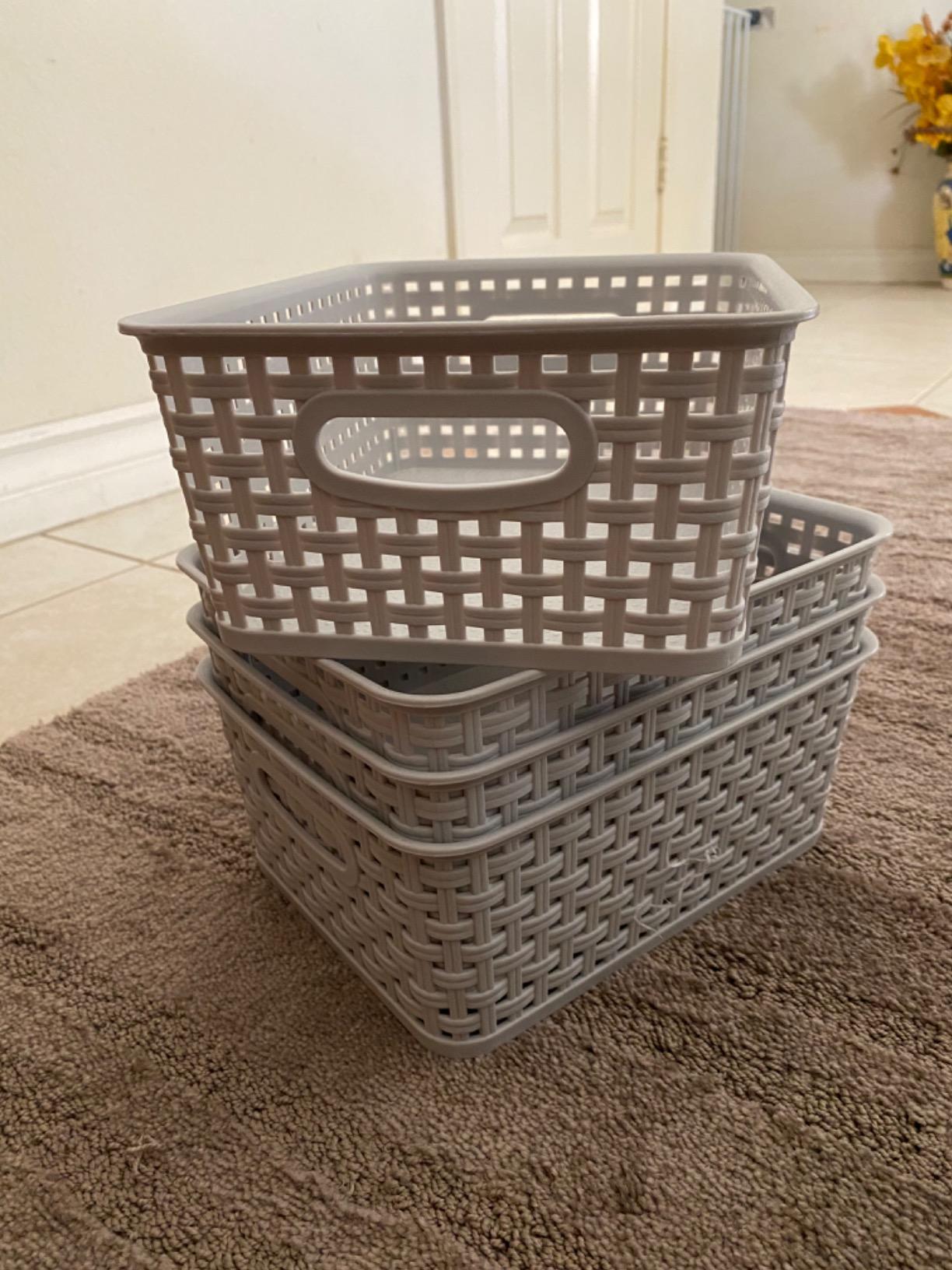 Morcte Black Plastic Storage Basket Bins Organizer, 4-Pack customer photo 1