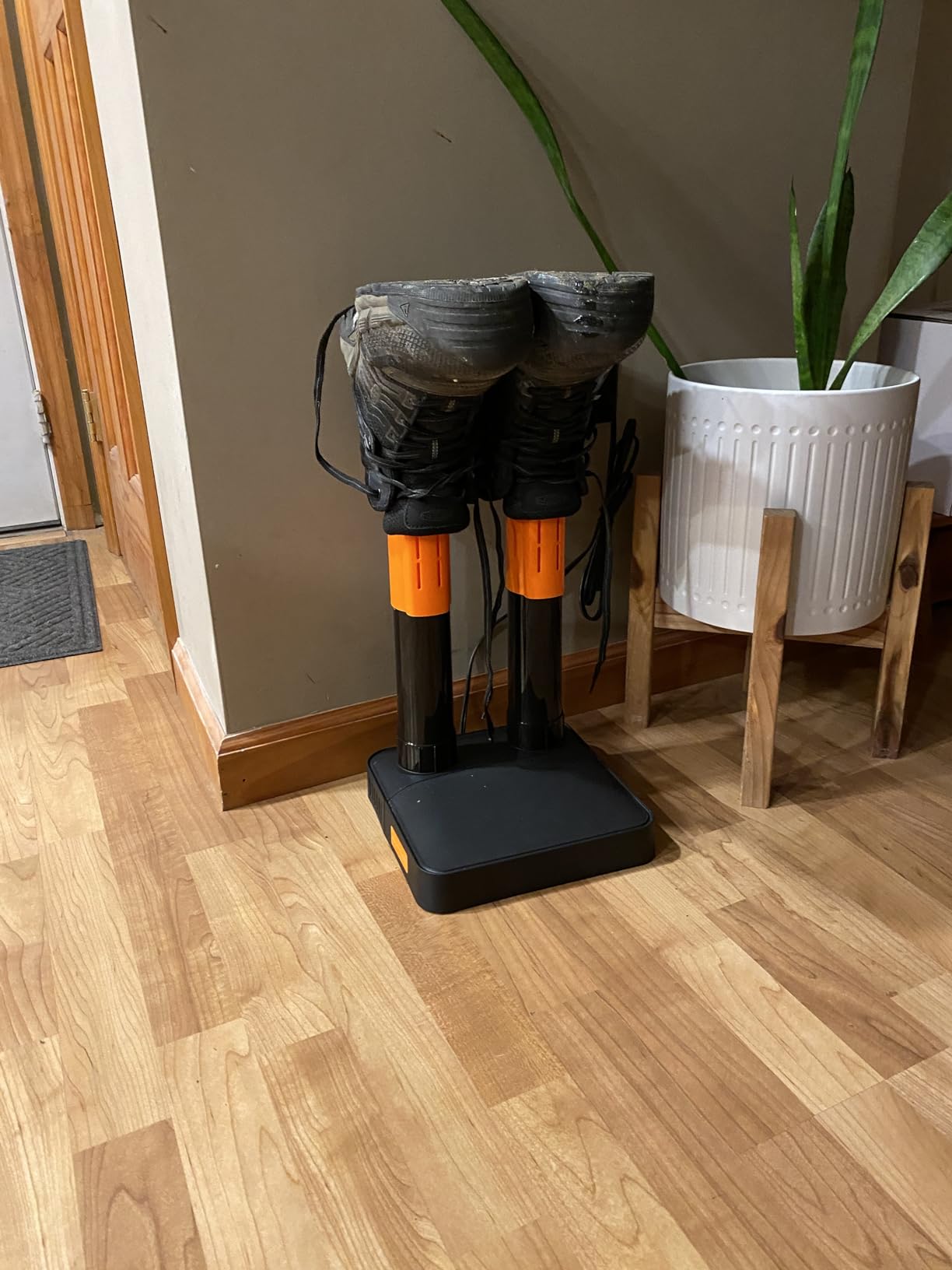 xasla Boot Dryer Shoe Dryer, Glove Dryer with Heat Blower, Silent Electric Boot Warmer with Articulating Ports, Quick Drying for Work Boots, Ski Boots, Sneakers, Hats, Helmets customer photo 2