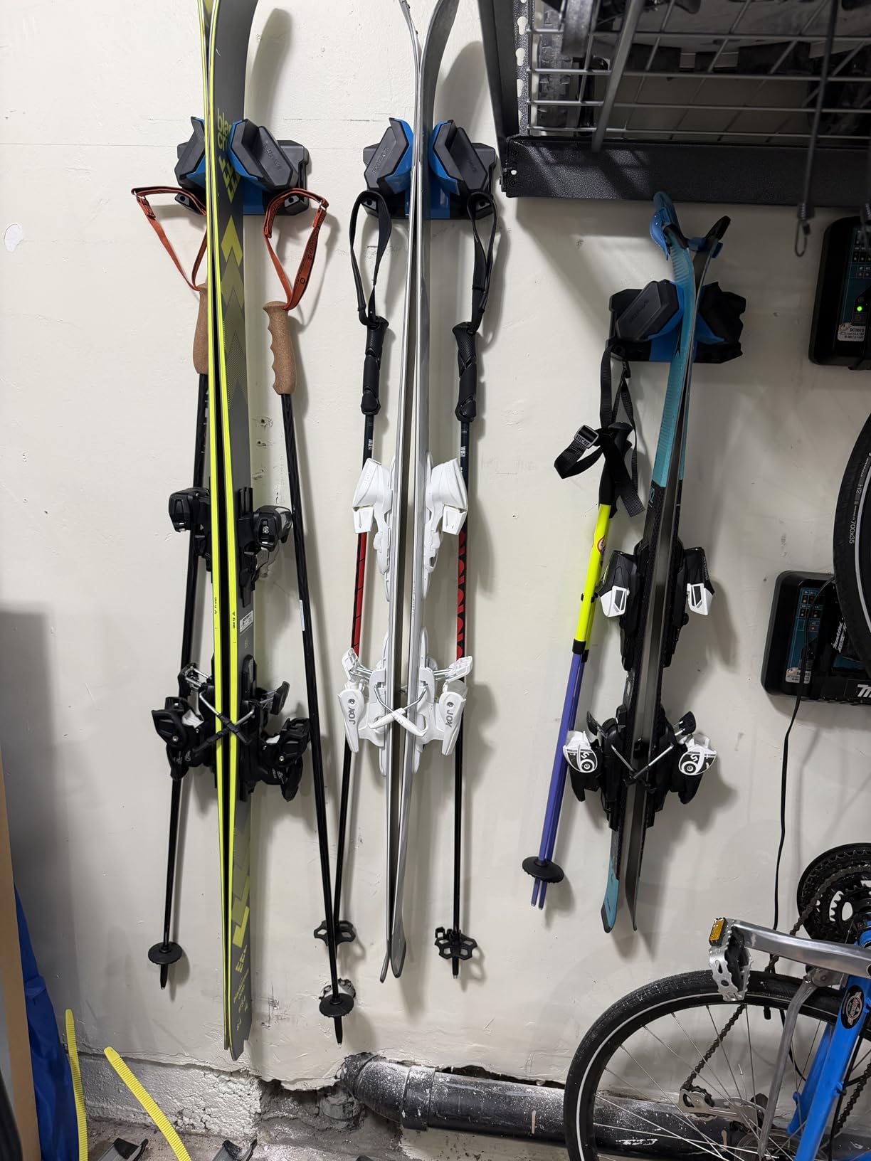 Skifavs Ski & Snowboard Wall Rack, Ski Wall Mount & Ski Rack Wall Mount for Garage Space-Saving, Winter Gear Organizer, Fits Any Ski or Snowboard, Nonslip Ski Holders, Garage Organization, 4 Pack customer photo 1