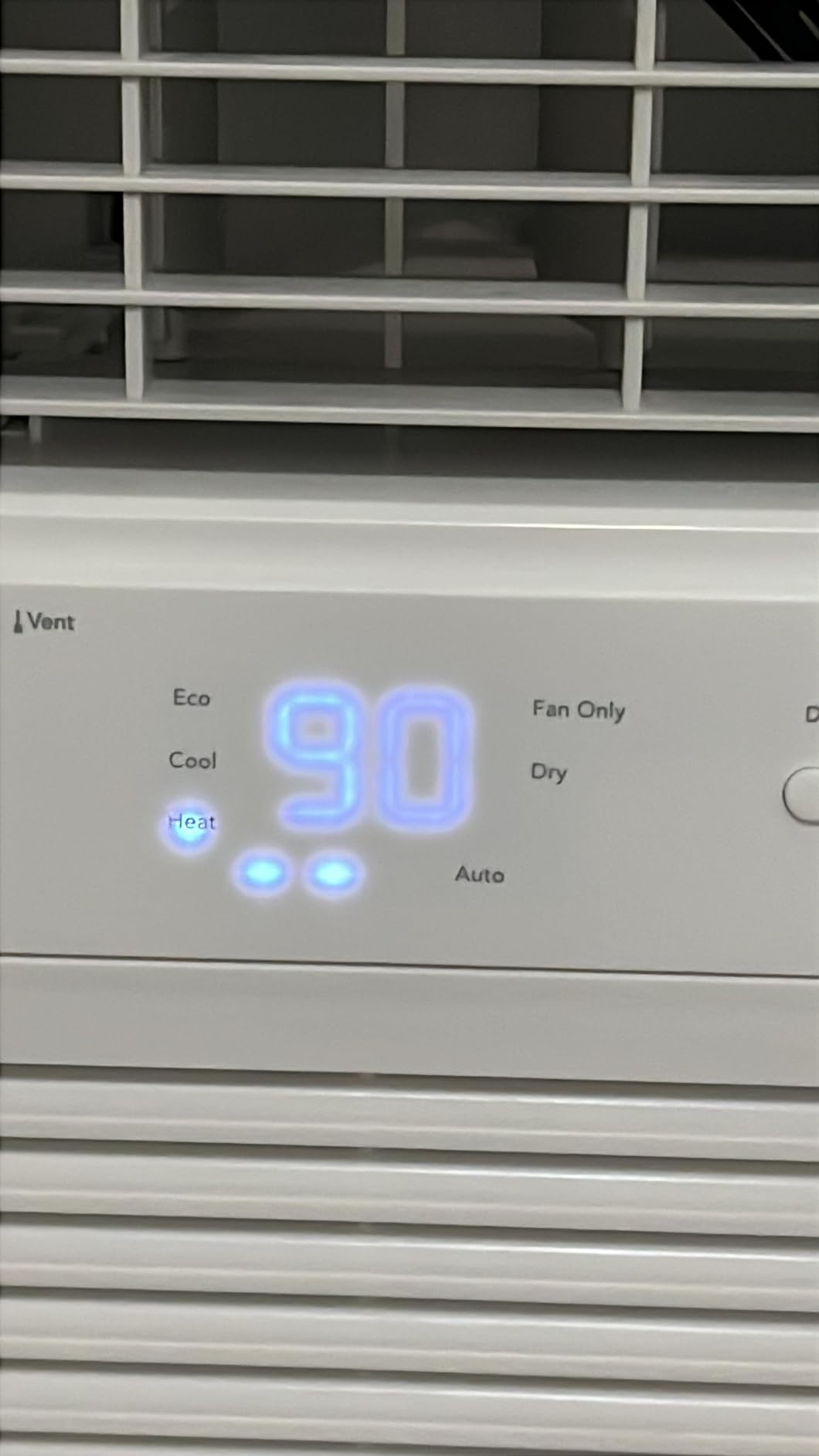 Frigidaire 8,000 BTU Window Air Conditioner with Supplemental Heat, Cools & Heats Up to 350 Sq. Ft., Remote Control, Quiet Operation, Eco Mode, 3 Fan Speeds, White customer photo 2