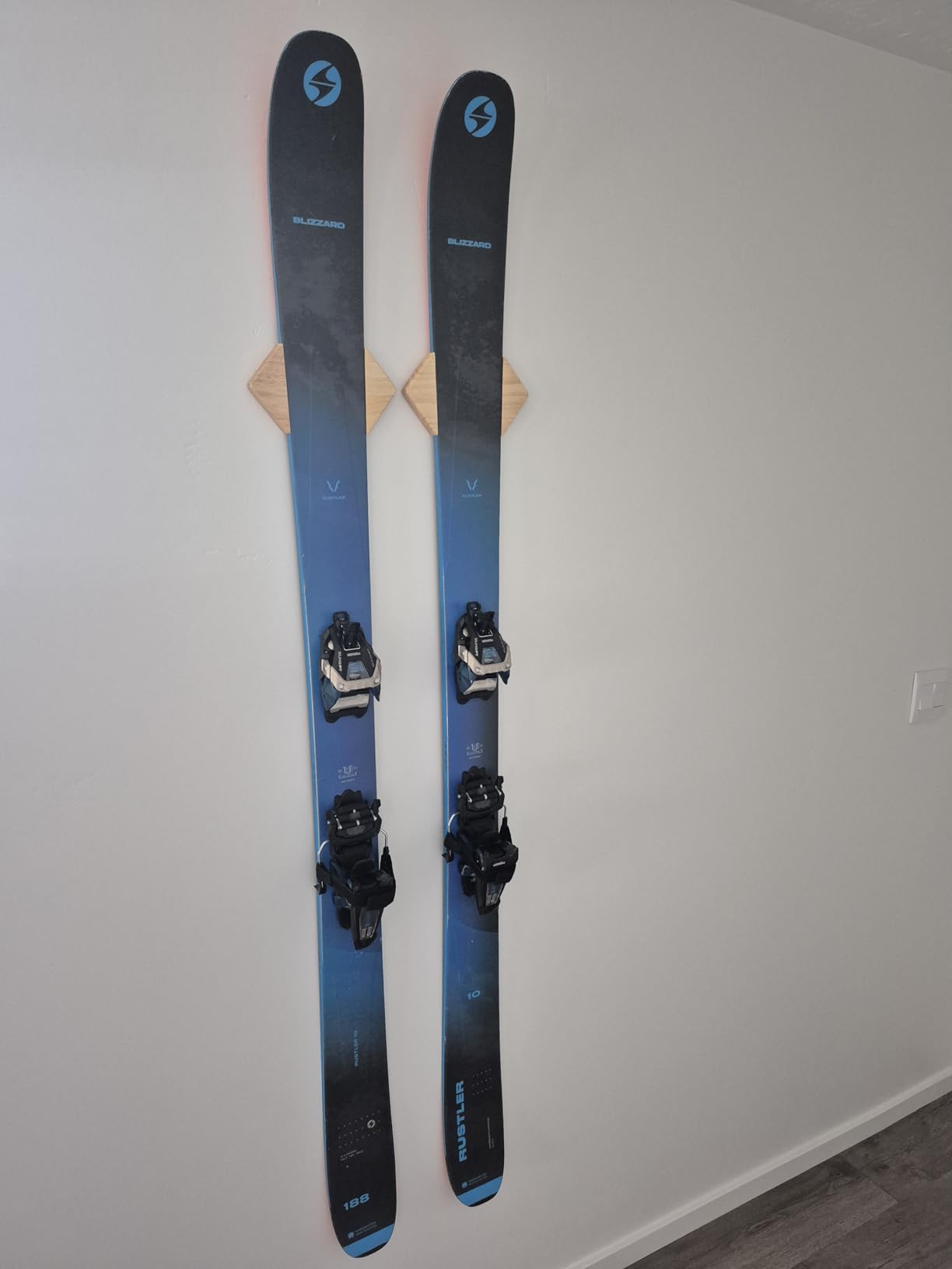 Hang 11 Ski Wall Mount - Ski Hangers for Wall, Display Mount, Minimalist Hardwood Hangers, Decorative Holders to Hang, Vertical Storage Rack for Garage, Showcase your Favorite Pastime customer photo 2