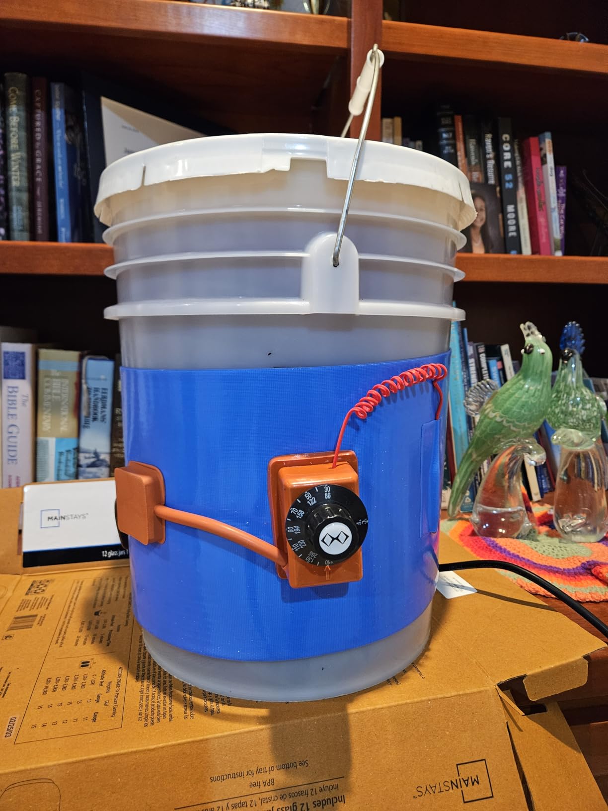 5 Gallon Honey Bucket Heater with 86°F-302°F Adjustable Twist Thermostat, Metal Drum Heater for Oil, Resin & Honey Pail, Year-Round Decrystallizer & Viscosity Control, 120V 800W customer photo 1