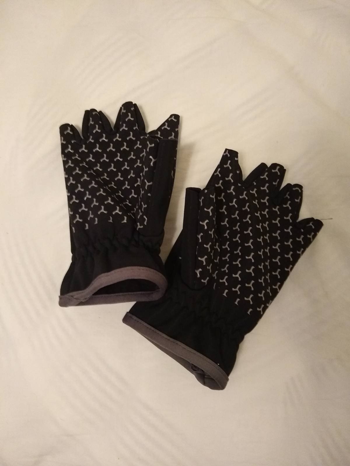 Glacier Glove Cold River Fingerless Fishing Gloves for Men and Women - Windproof Quick Dry Fabric Great for Outdoors, Fly Fishing, Paddling, Hiking, Photography customer photo 1