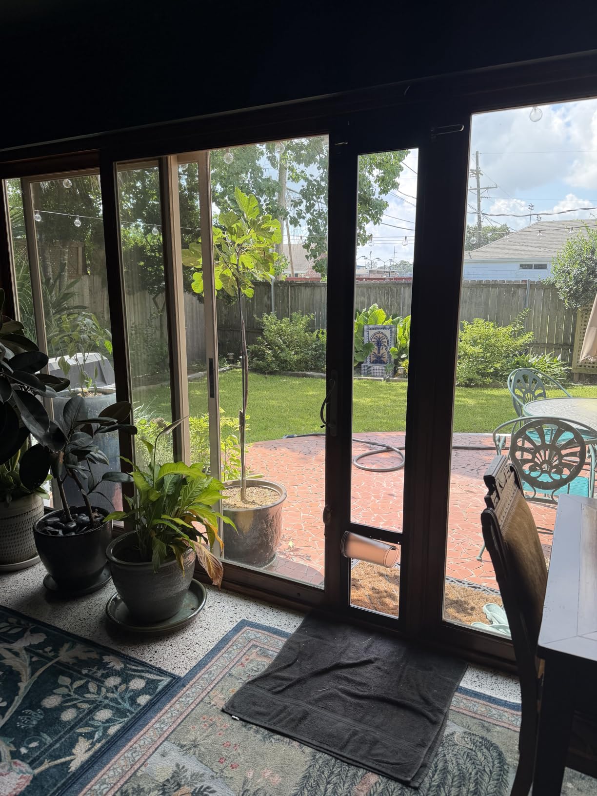 PetSafe Sliding Glass Pet Door - Large Dogs to 100 lb - White customer photo 1
