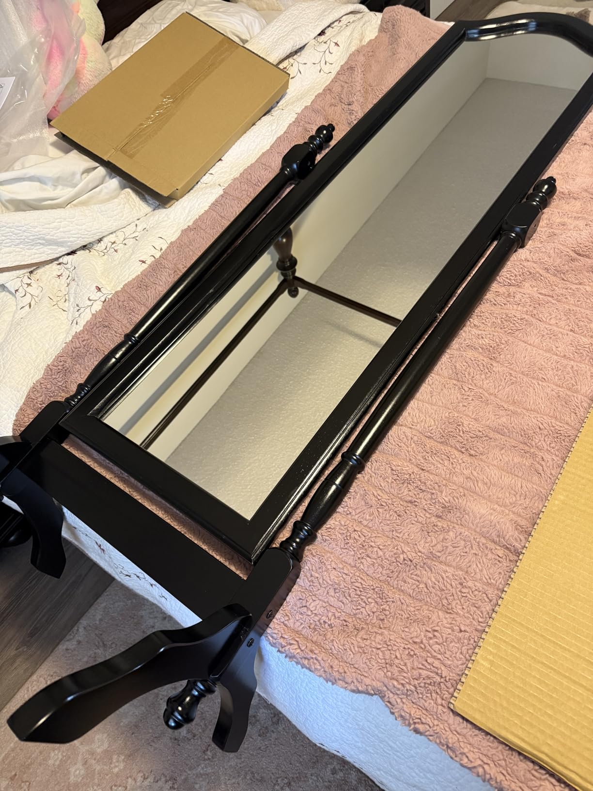 Coaster Home Furnishings - Cabot - Wood - Cheval Standing Mirror with Swivel Base, Full-Length Viewing and Arched Top - Bedroom, Entryway & Dressing Area - Merlot - 3103 customer photo 1