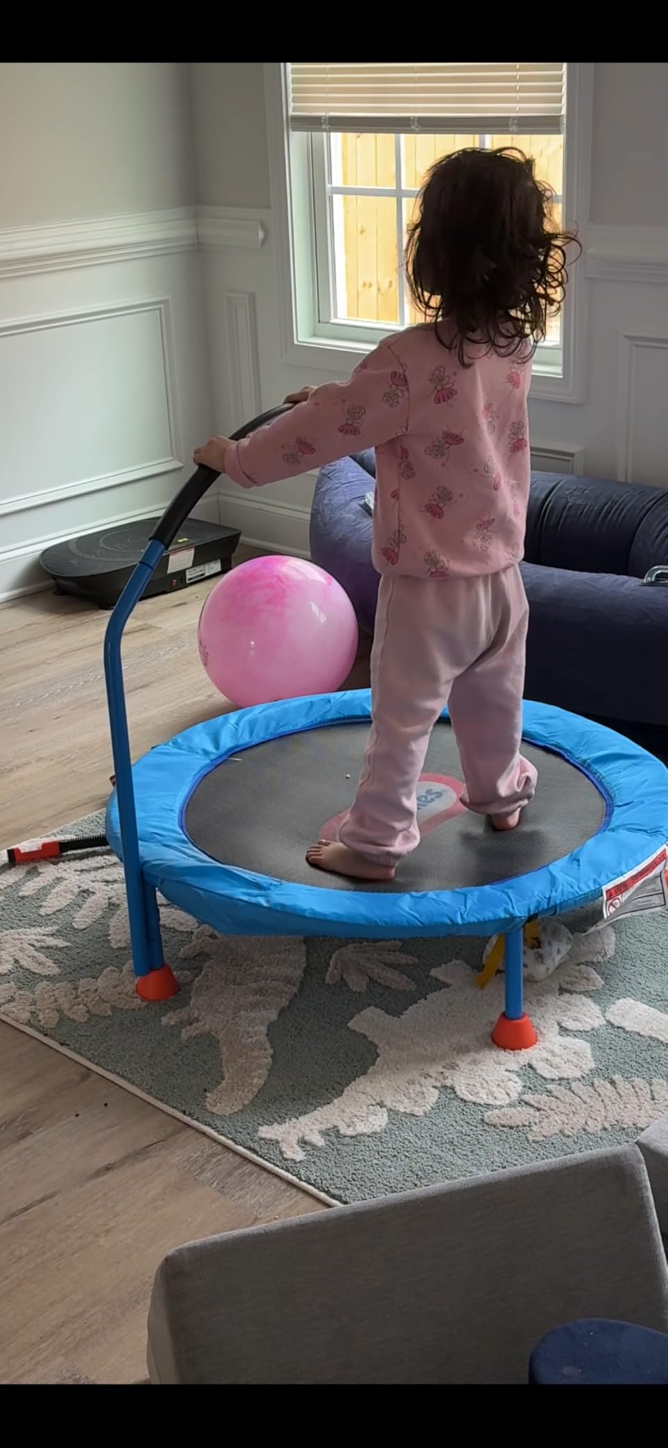 Little Tikes 3' Trampoline - Amazon Exclusive customer photo 2